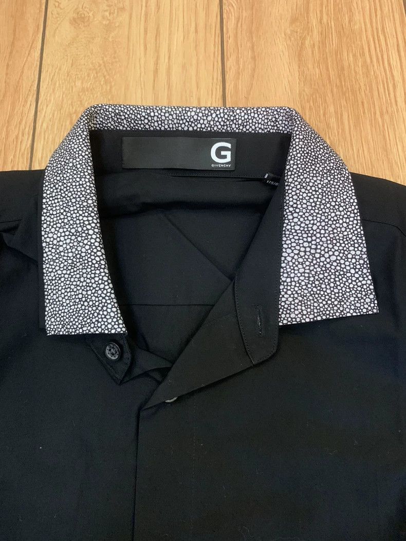 Givenchy Givenchy Short-sleeve shirt Size US S / EU 44-46 / 1 - 2 Thumbnail