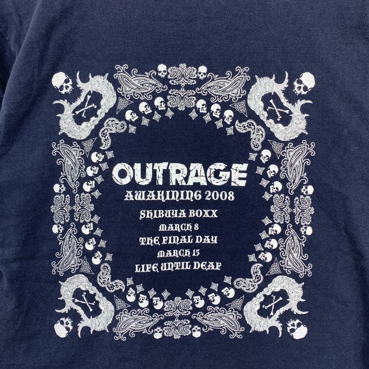 Japanese Brand OUTRAGE-AWEKENING 2008 Japanese Metal Band Merchandise Shirt Size US M / EU 48-50 / 2 - 4 Thumbnail
