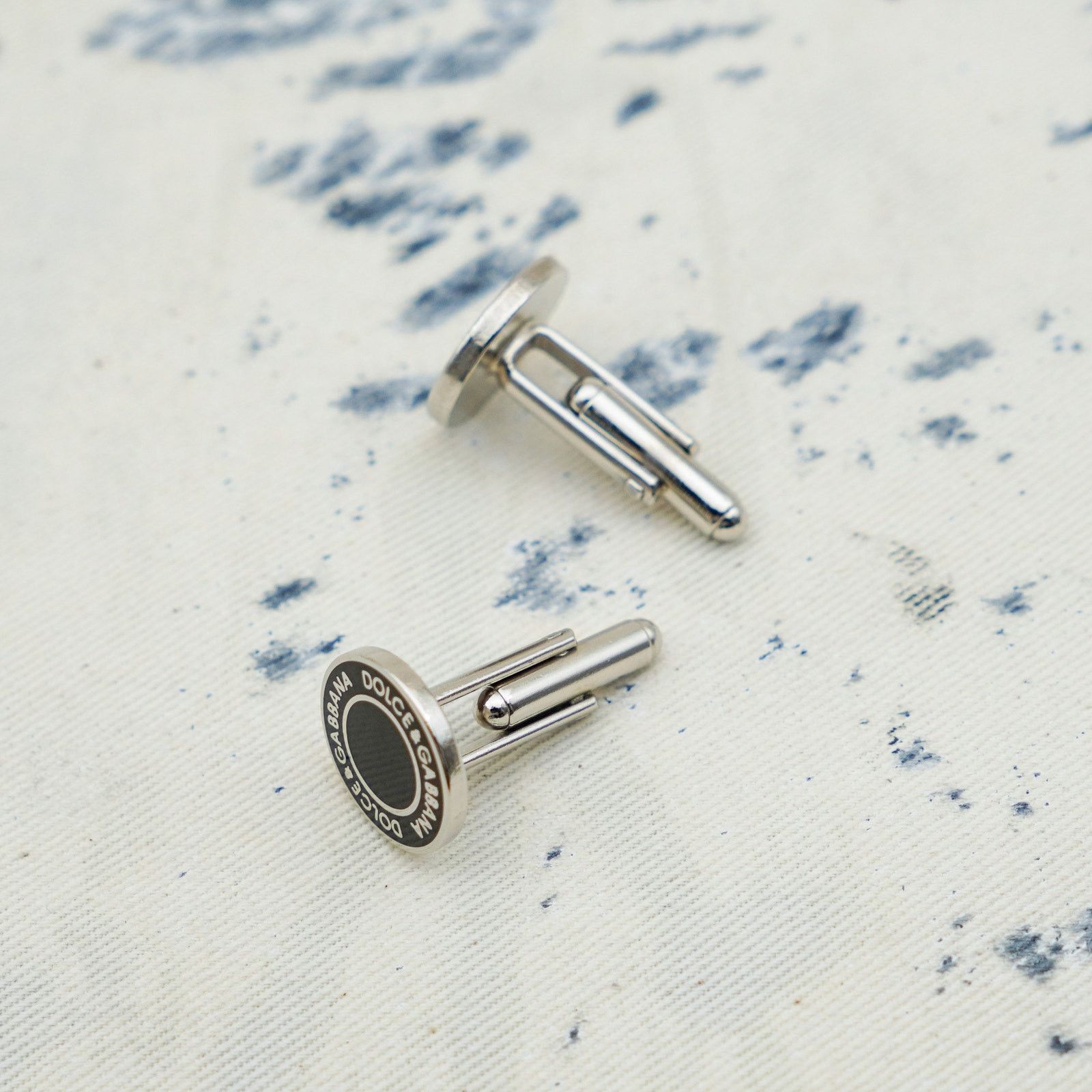 Dolce & Gabbana Dolce gabbana black enamel silver round logo cufflinks Size ONE SIZE - 4 Thumbnail