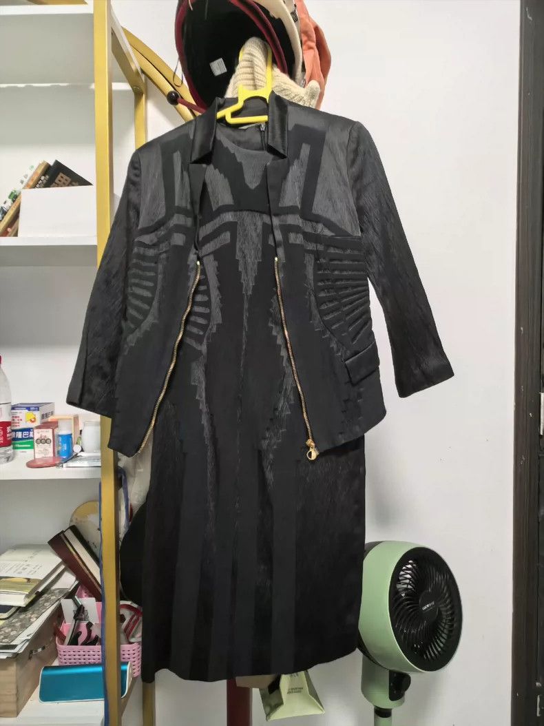 Versace Versace Black Jacket and Vest Dress Set - dmc Size US XS / EU 42 / 0 - 1 Thumbnail