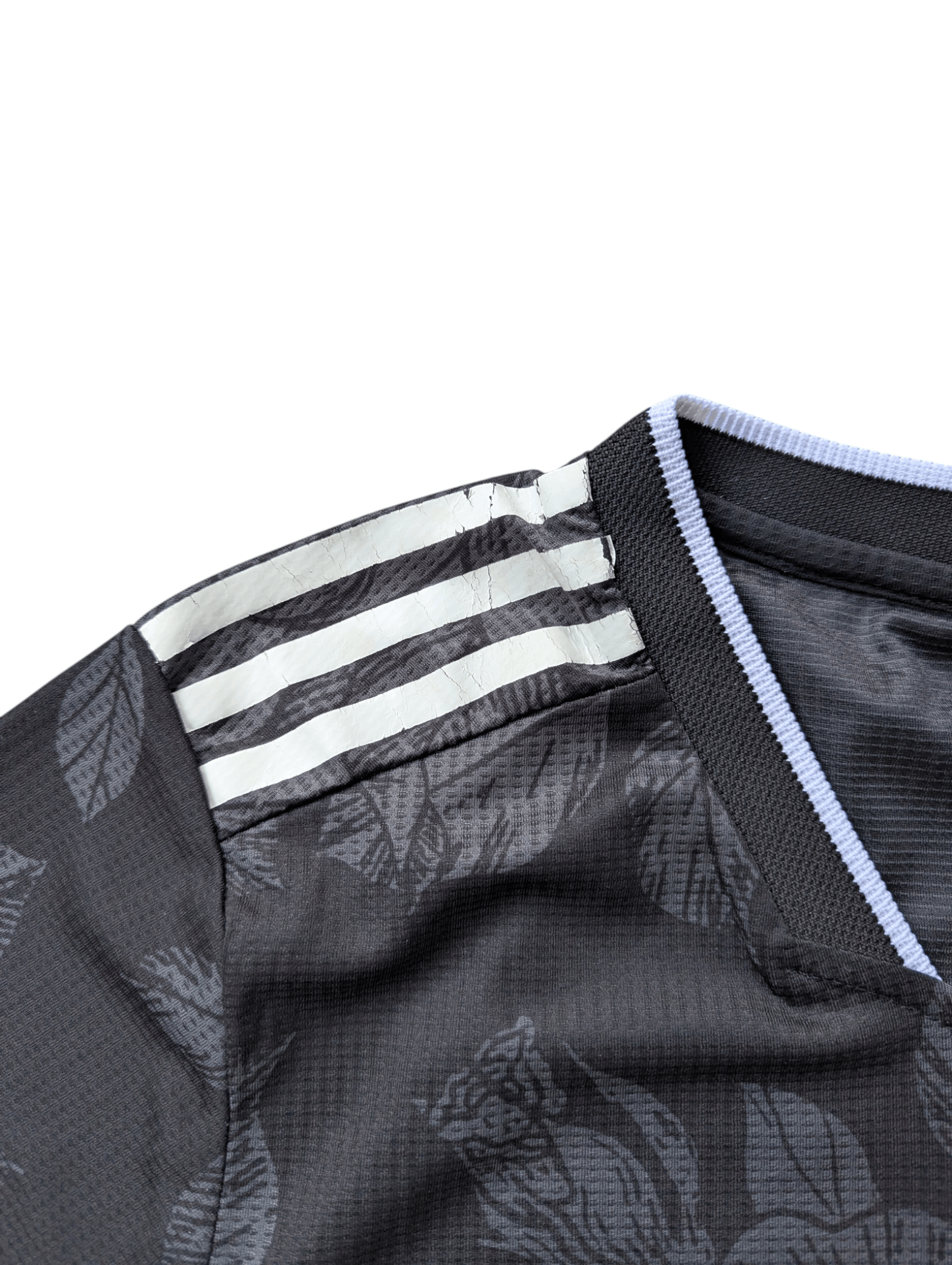 Adidas Real Madrid 2022/23 Home Football Shirt Jersey