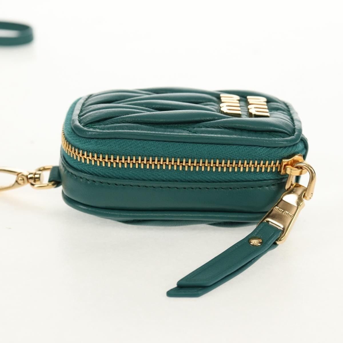 Miu Miu Miu Miu Matelasse Leather Pouch Green Size ONE SIZE - 3 Thumbnail