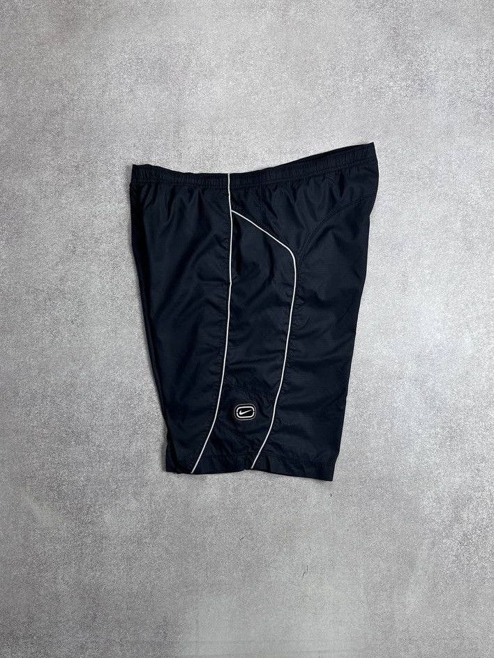 Nike Vintage Nike Swoosh Tn Skepta Style Nylon Shorts Y2K L Size US 34 / EU 50 - 4 Thumbnail