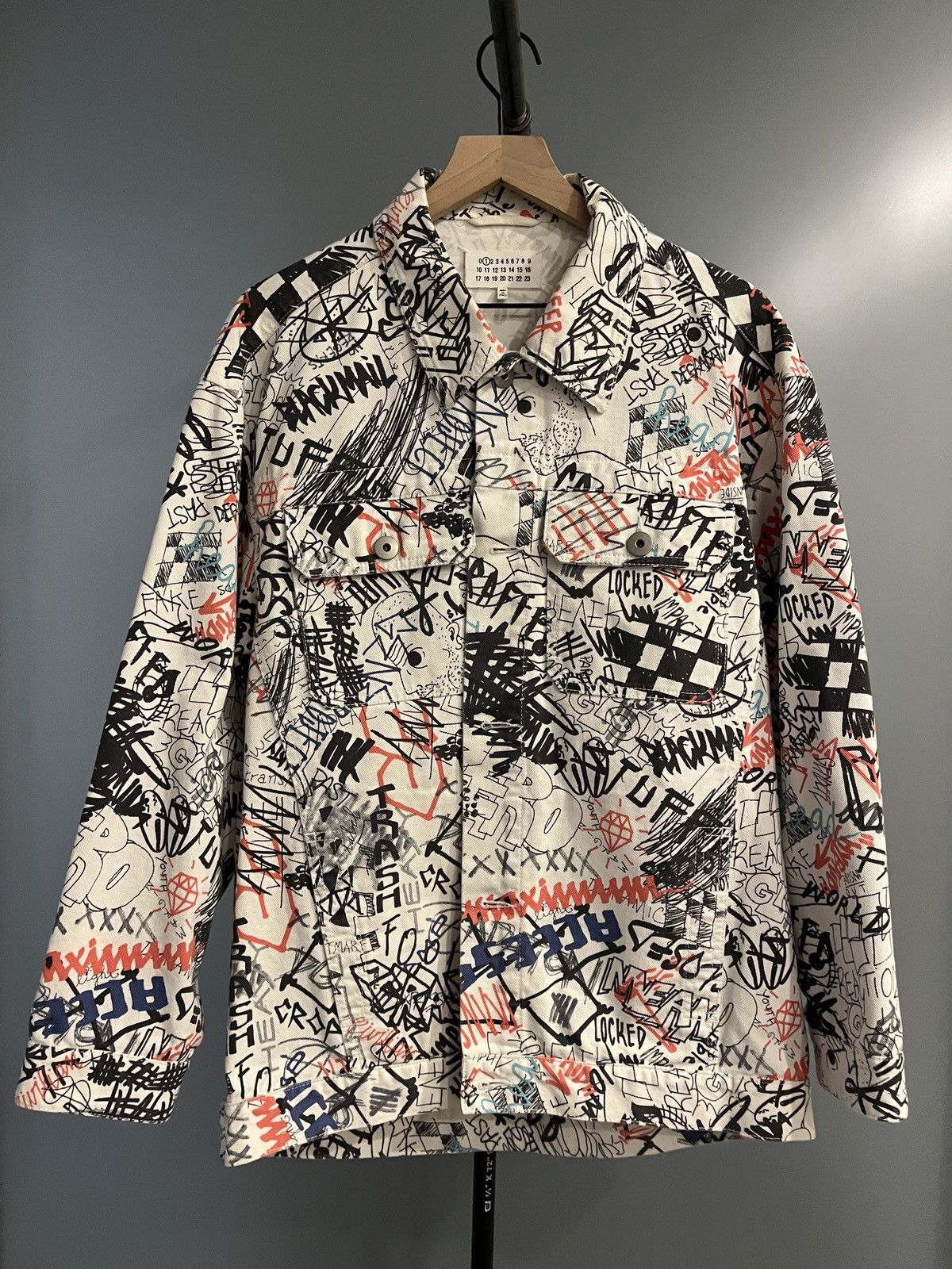 Maison Margiela Margiela Graffiti Print Oversized Denim Jacket Size US S / EU 44-46 / 1 - 1 Thumbnail