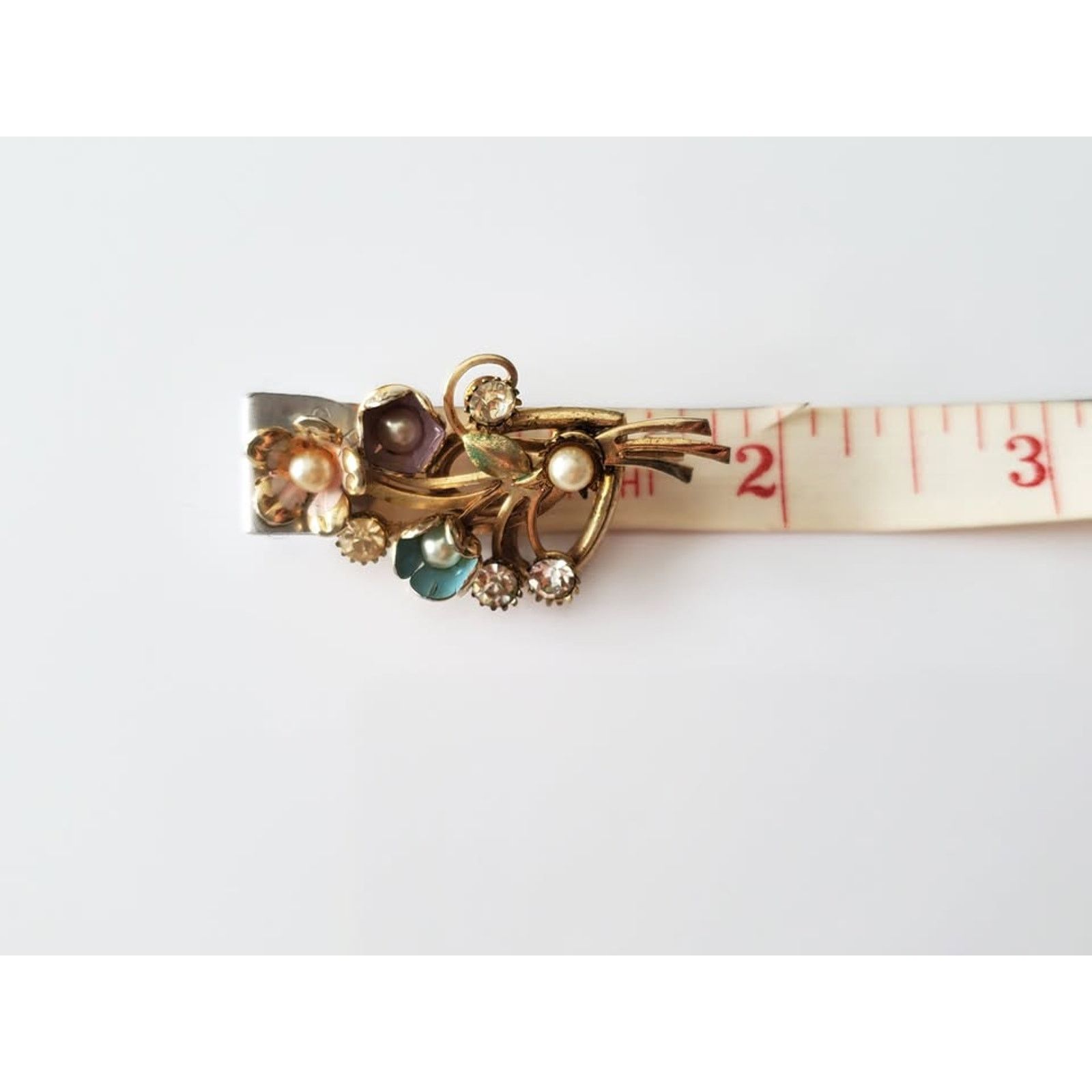 Other Vintage Metal Pastel Enamel Rhinestone and Faux Pearl Brooch Size ONE SIZE - 4 Thumbnail
