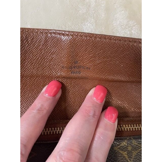 Louis Vuitton Authentic Vintage Louis Vuitton Monogram Portefeuille Accord Size ONE SIZE - 8 Thumbnail