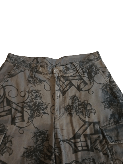 Billabong × Designer Billabong dagger tattoo cargo shorts Size US 32 / EU 48 - 15 Thumbnail
