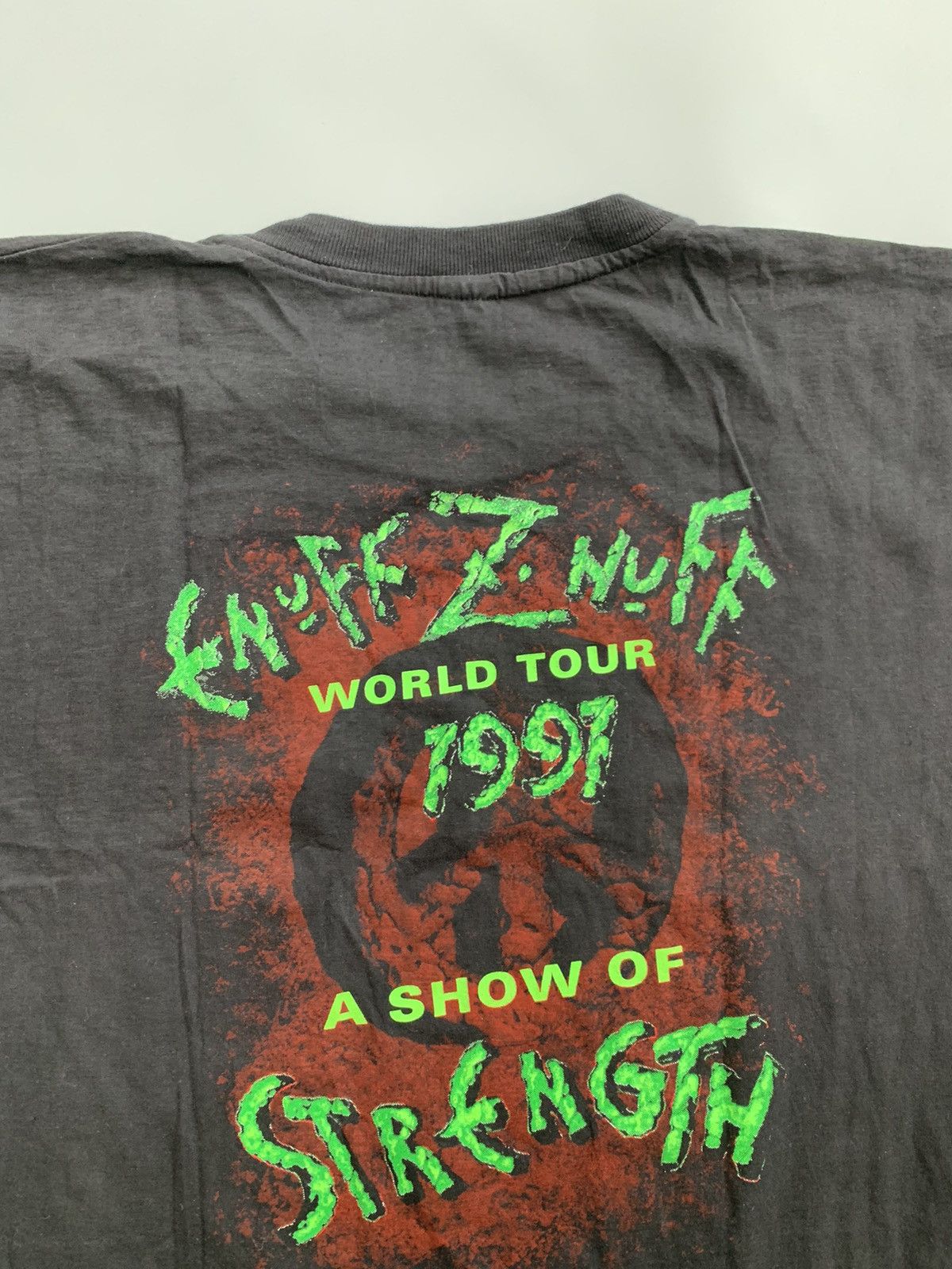 Band Tees Vintage Enuff Z Nuff 1997 World Tour Show Of Strength Tee Size US XL / EU 56 / 4 - 11 Thumbnail