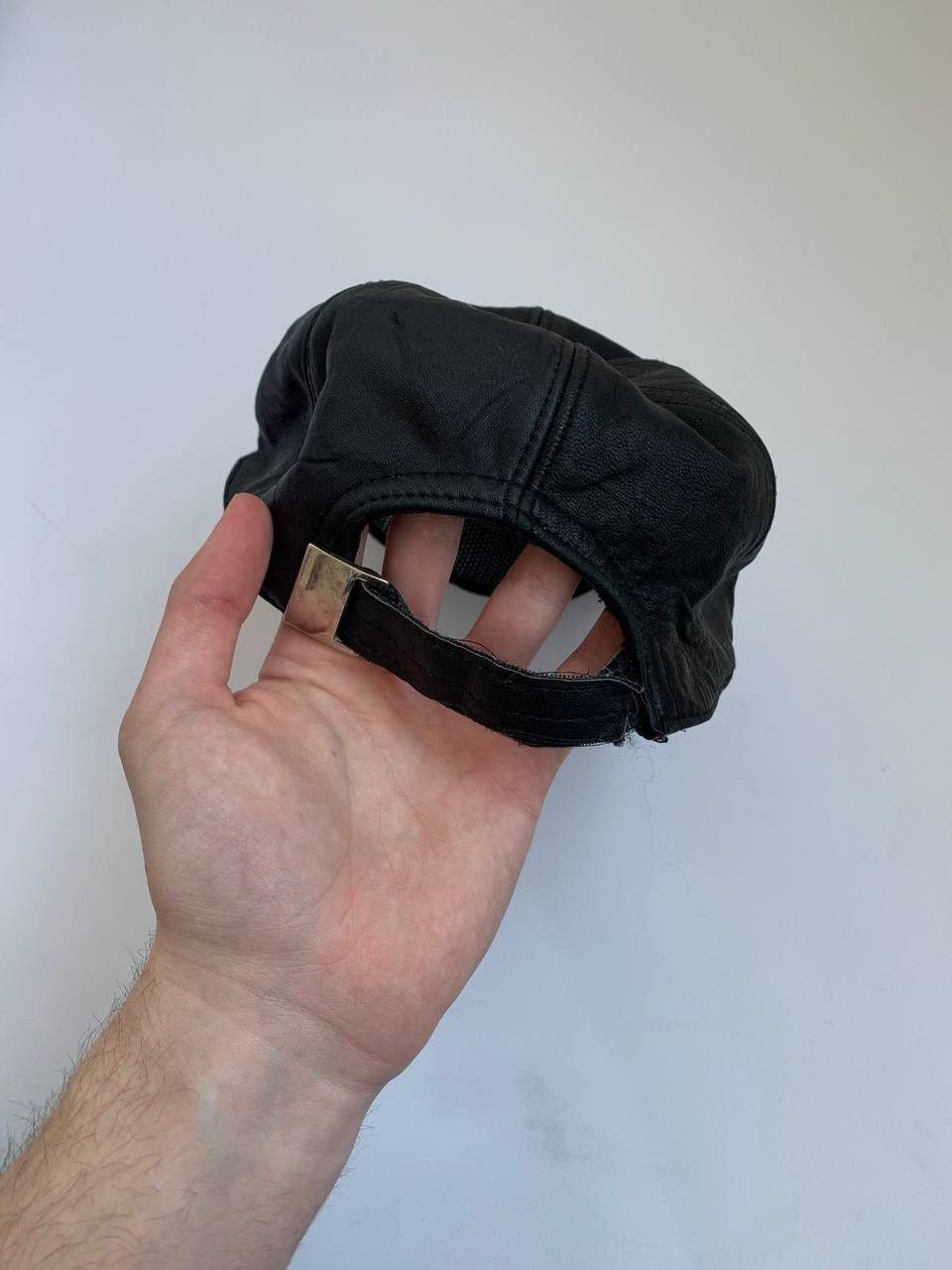 Vintage Suzuki Leather Cap Hat Vintage 1990s Black Size ONE SIZE - 5 Thumbnail