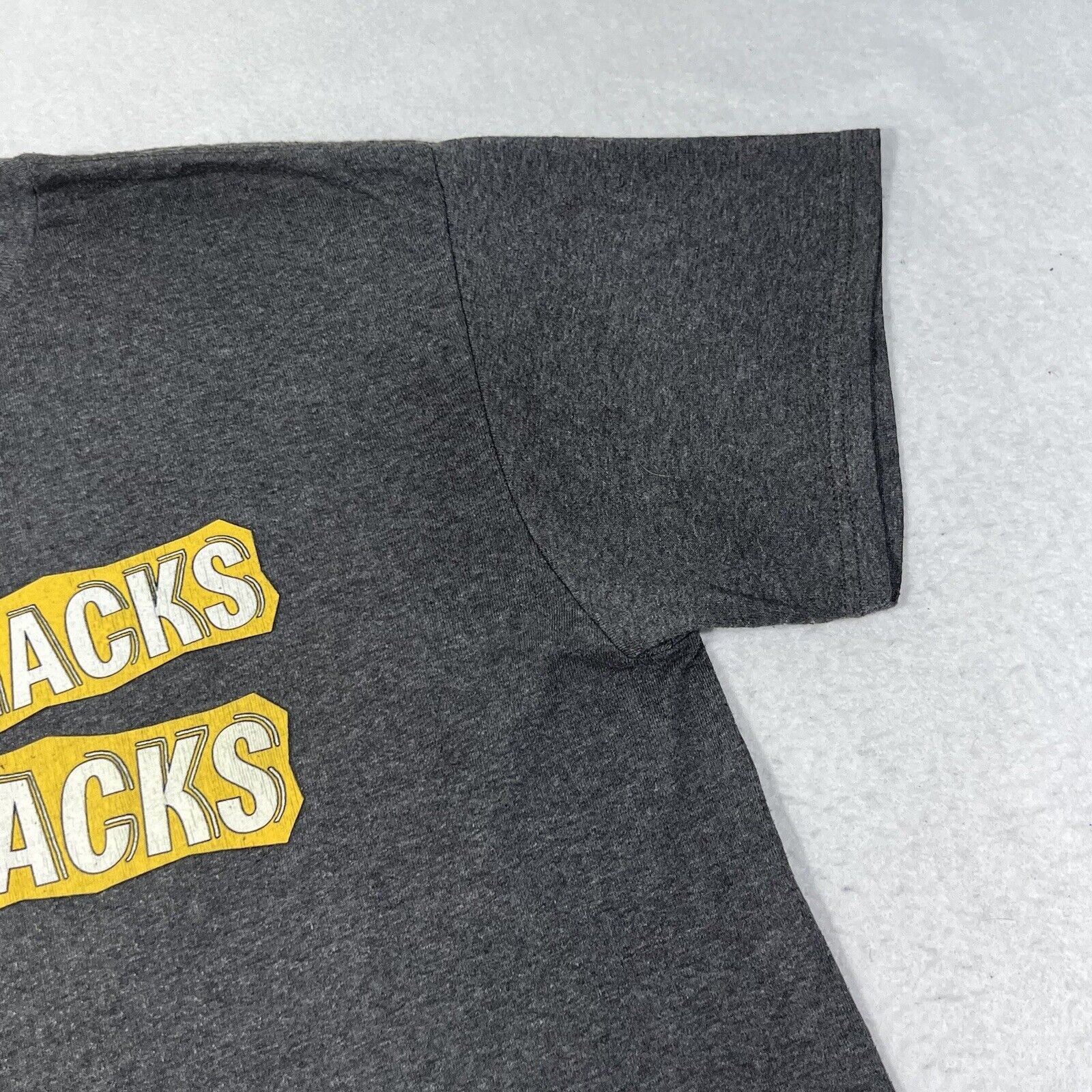 Delta McDonald’s Large Menu Hacks Employee Gray Graphic T Shirt Size US L / EU 52-54 / 3 - 5 Thumbnail