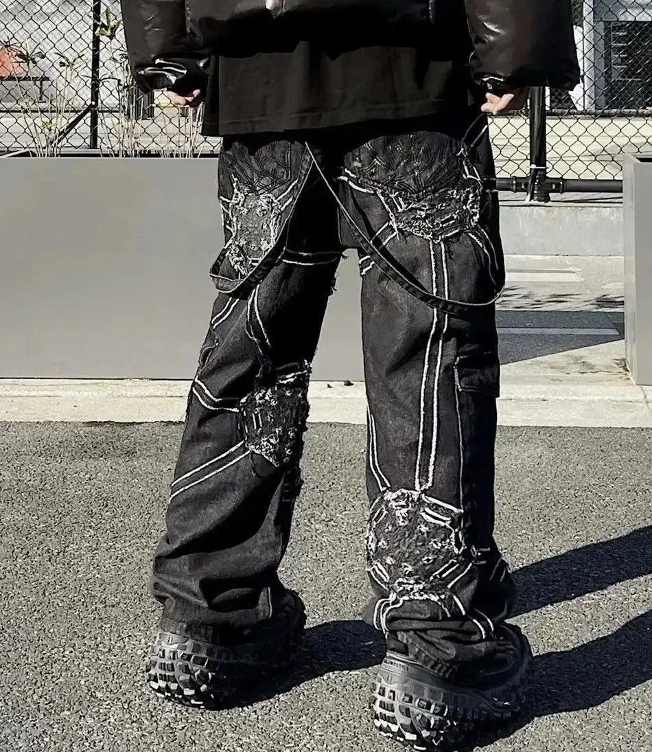 Japanese Brand Utility grunge distressed cargo jeans pants Size US 32 / EU 48 - 3 Thumbnail