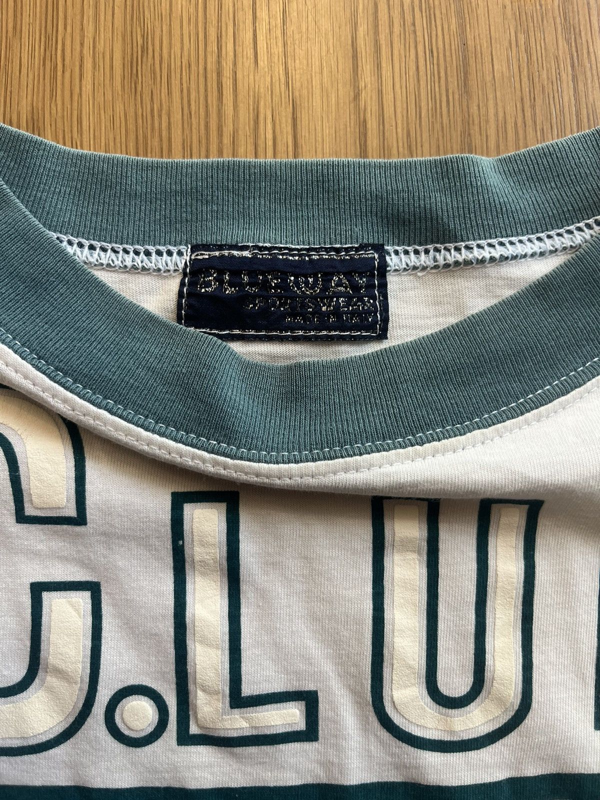 Vintage Vtg International Sport and NAVY ( AOP ) 90’s Tshirt Size US L / EU 52-54 / 3 - 5 Thumbnail