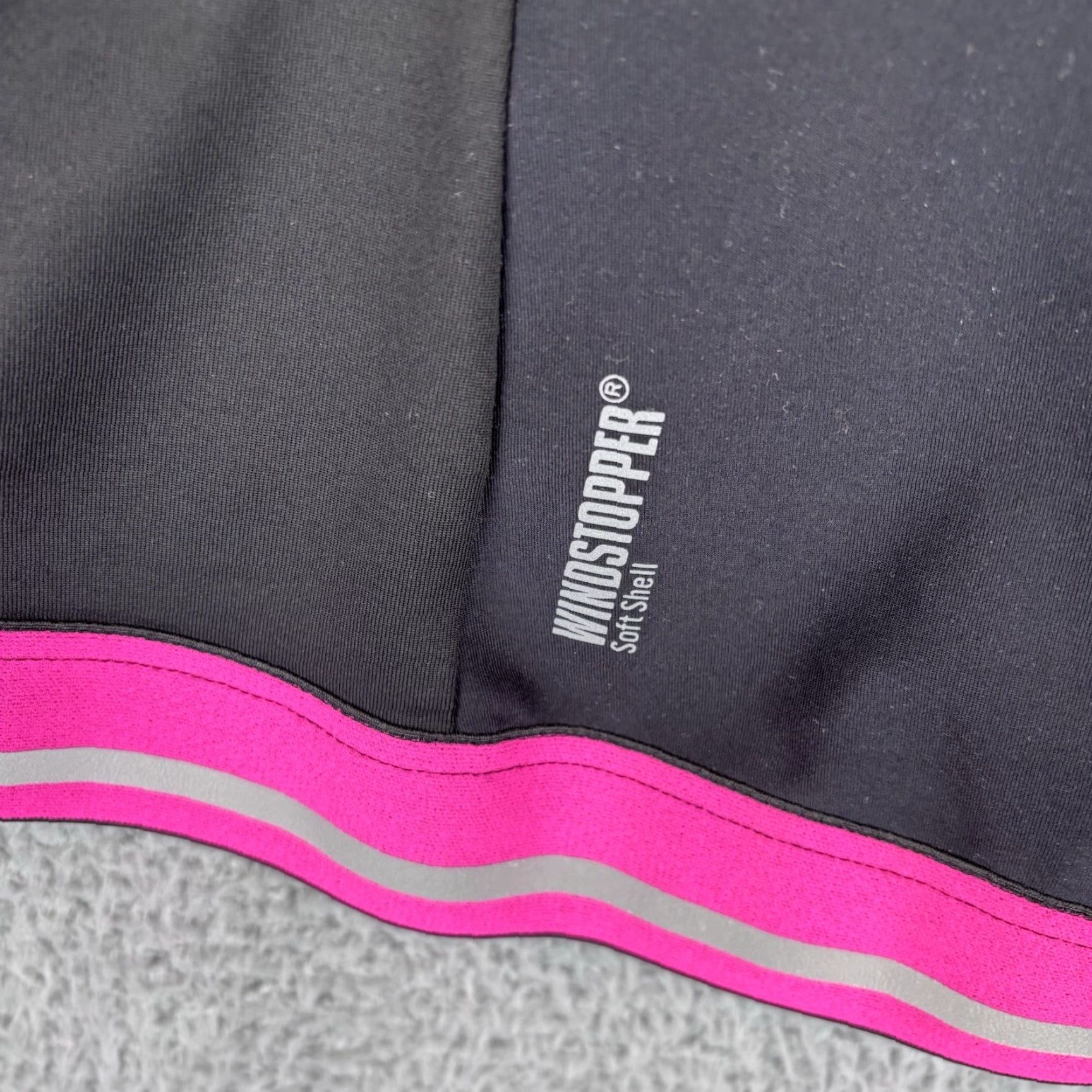 Vintage GORE RUNNING WEAR Jacket Women M Black Pink Wind Stopper Soft Shell Pockets Track Jacket Size M / US 6-8 / IT 42-44 - 5 Thumbnail