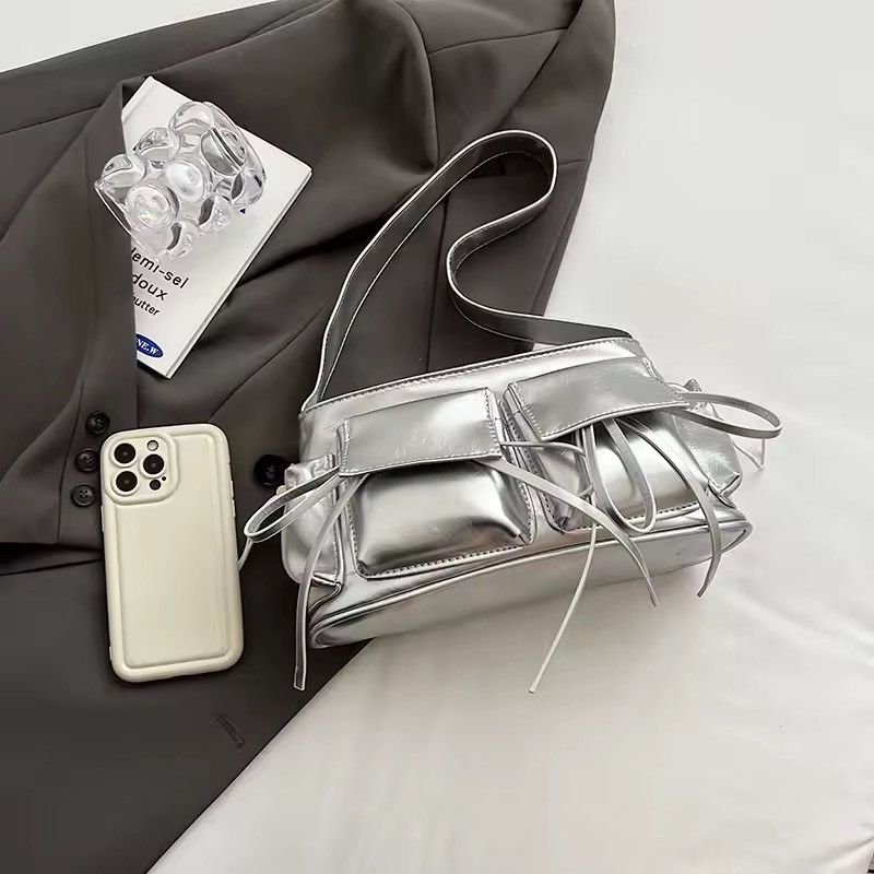 Other Vintage Y2k Style PU Leather Silver Metallic Shoulder Bag Size ONE SIZE - 5 Thumbnail