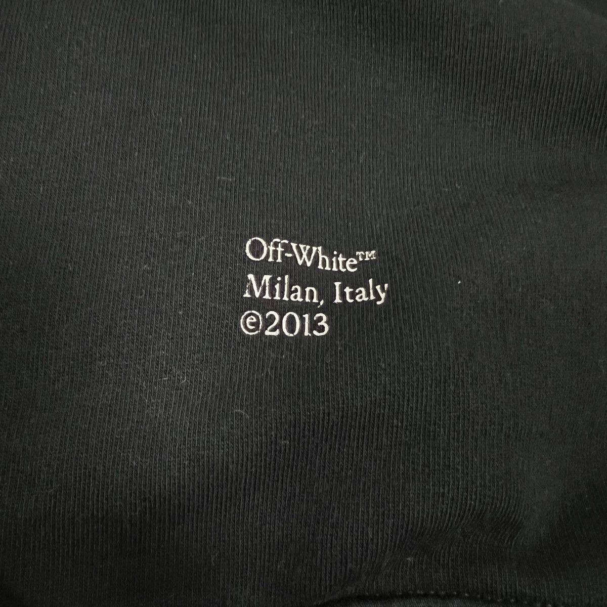 Off-White OFF-WHITE FW21 CARAVAGGIO ARROW PRINTED CREWNECK Size US S / EU 44-46 / 1 - 4 Thumbnail