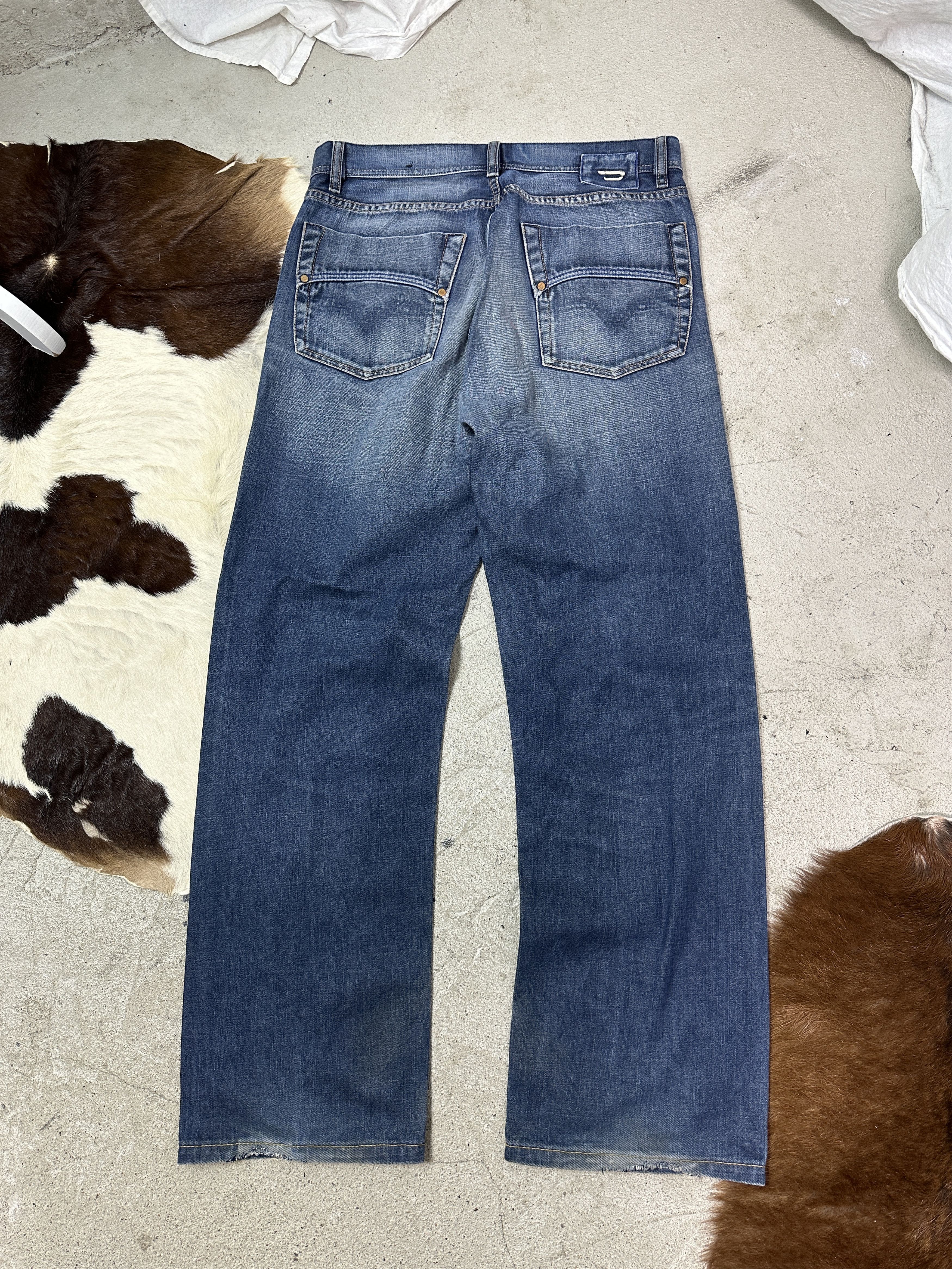 Diesel Vintage Denim Streetwear Baggy Diesel Jeans Y2K Size US 32 / EU 48 - 2 Thumbnail