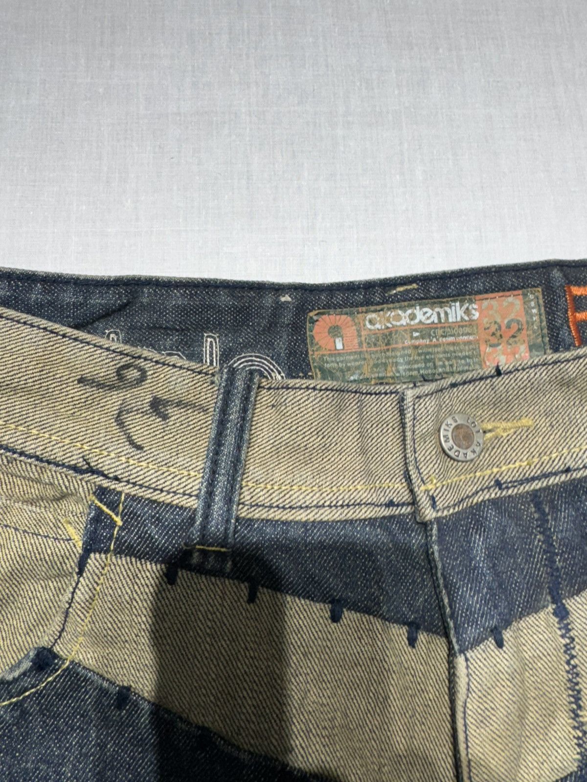 Southpole AKADEMIKS CRAZY PATCHWORK JEANS 🥵(008) Size US 34 / EU 50 - 9 Thumbnail