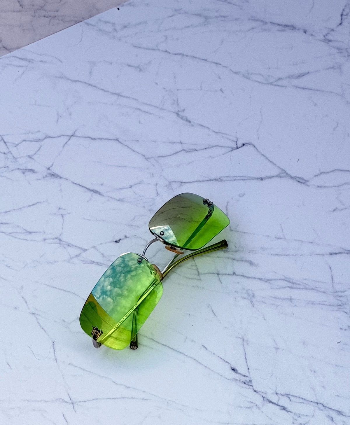 Chanel Chanel vintage sunglasses 4017 Green rare lens Size ONE SIZE - 2 Thumbnail