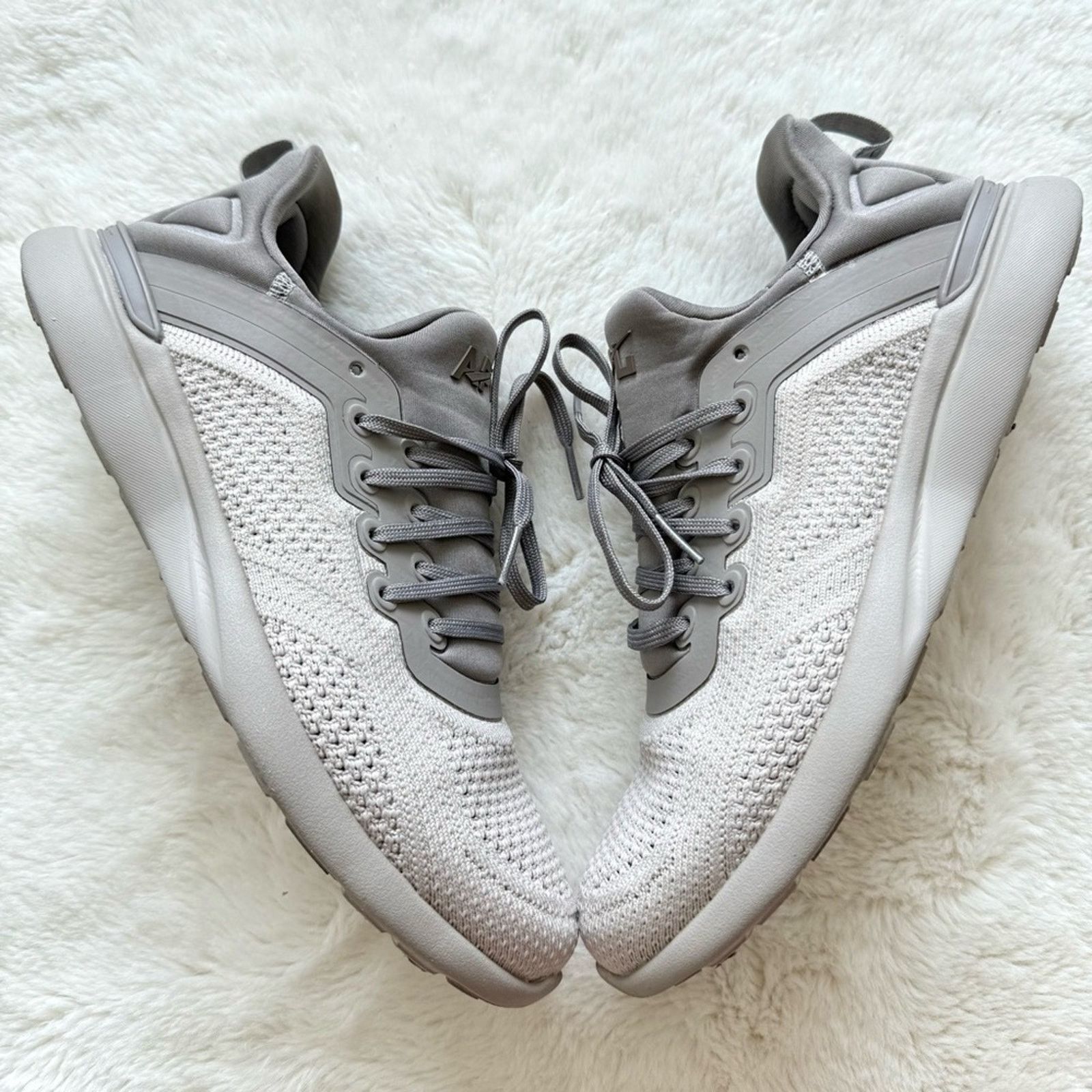 Other APL women sneakers size 7.5 US or 38 EU Retail 220$ Size US 7.5 / IT 37.5 - 3 Thumbnail