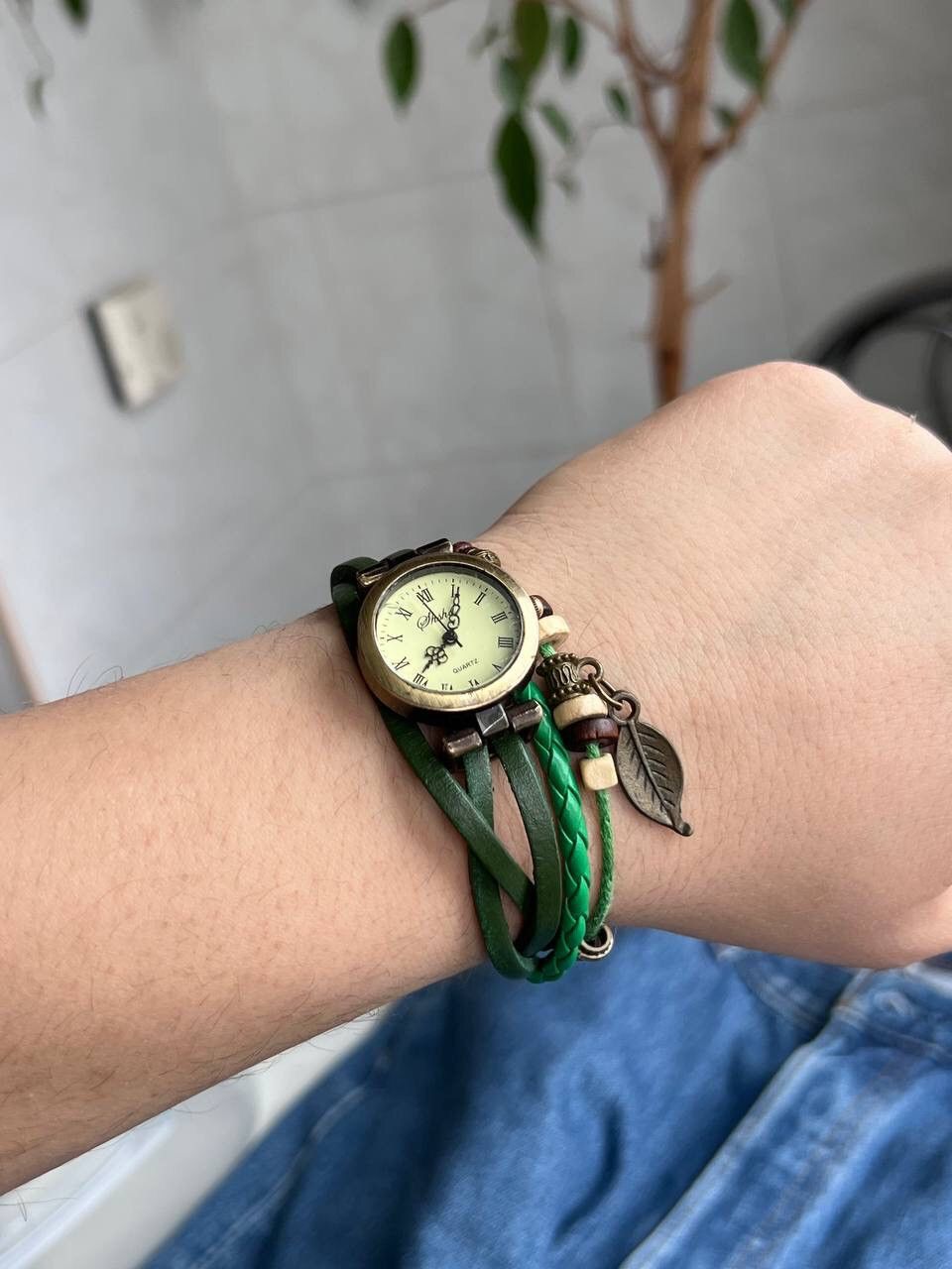 Japanese Brand × Vintage Vintage Japanese style futuristic Watch Green Amulet Leaf 🍃 Size ONE SIZE - 8 Thumbnail