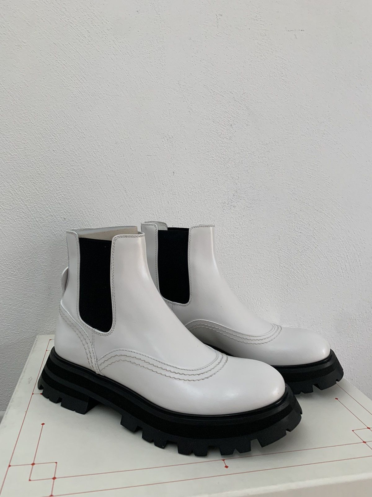 Alexander McQueen Alexander McQueen Leather Boots Size US 7.5 / IT 37.5 - 11 Thumbnail