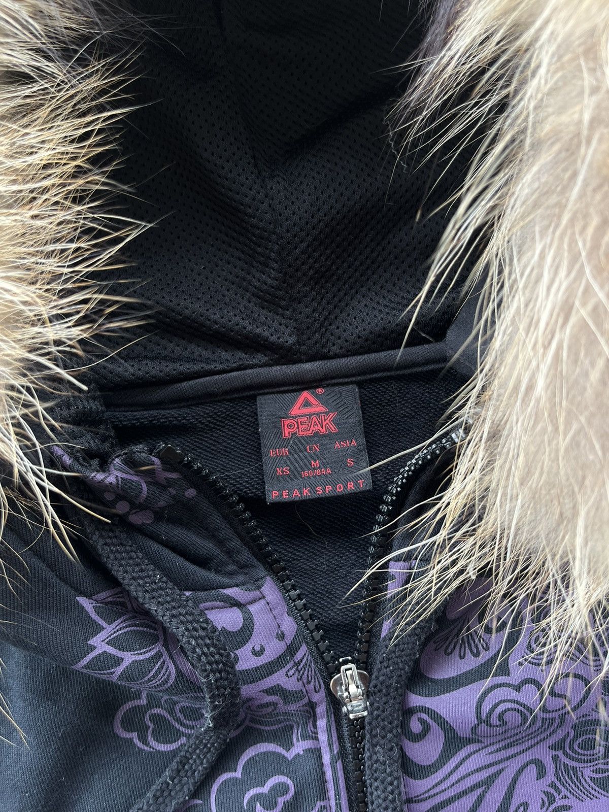 20471120 JAPANESE PEAK TRIBAL FUR HOODIE IFSIXWASNINE LGB STYLE Size US S / EU 44-46 / 1 - 5 Thumbnail