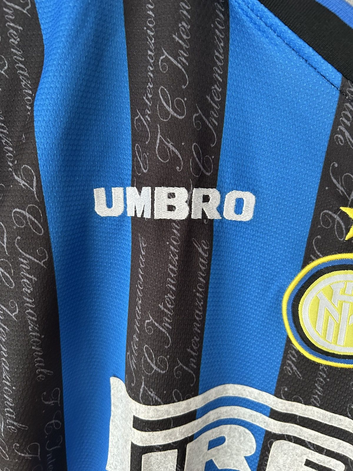Umbro Inter Milan Home Jersey Umbro Pirelli Blue Black | Size L Size US L / EU 52-54 / 3 - 6 Thumbnail
