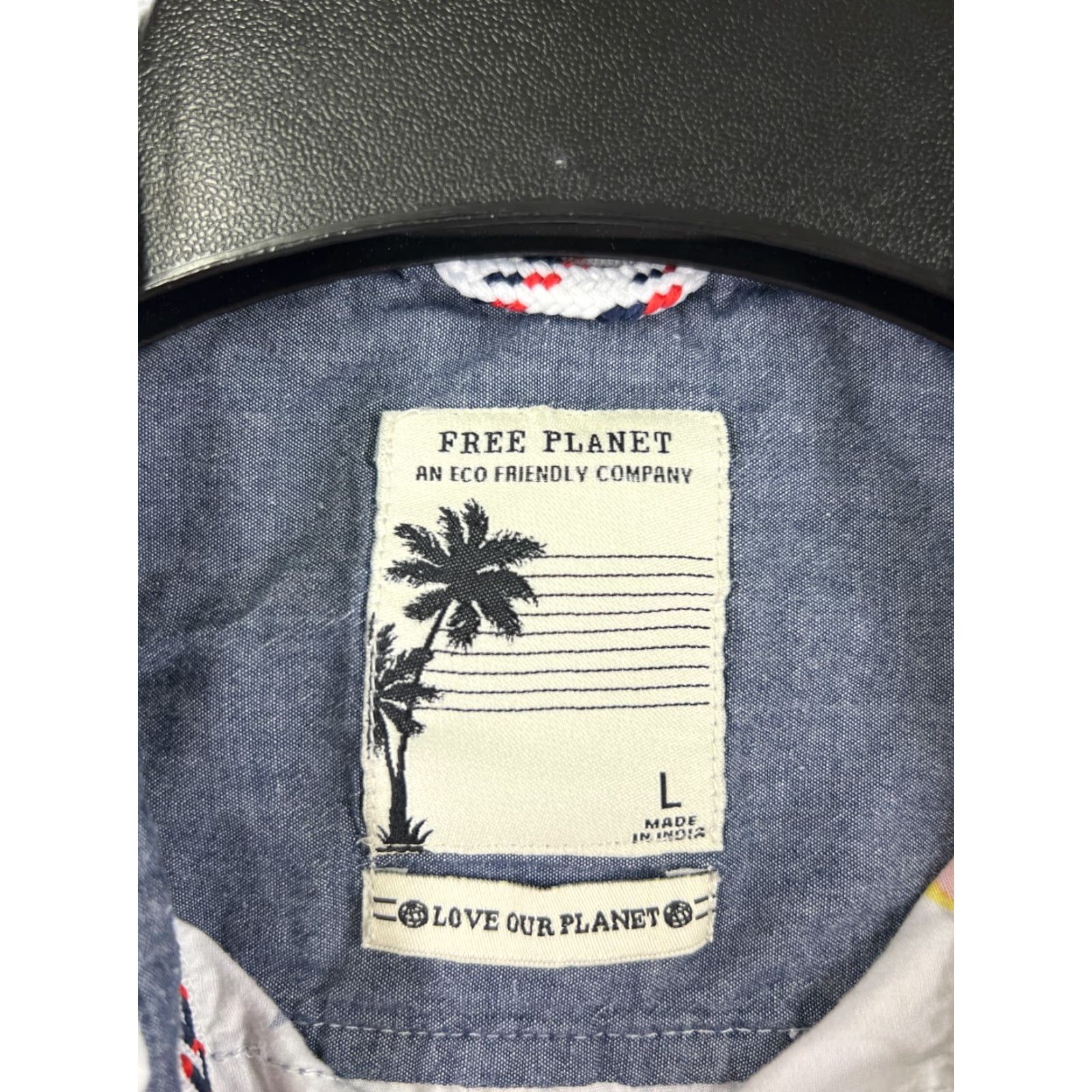 Vintage VINTAGE Free Planet Shirt Men's Button-Down Short Sleeve Large White Sailboat Floral Aloha Beach Palms 90s Mens Size US L / EU 52-54 / 3 - 3 Thumbnail