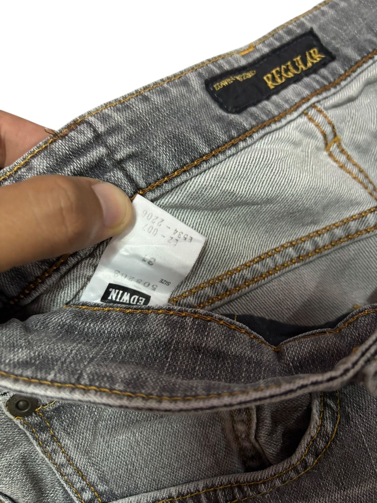 Edwin Vtg Edwin Japan 503 Distressed Jeans Size US 30 / EU 46 - 9 Thumbnail