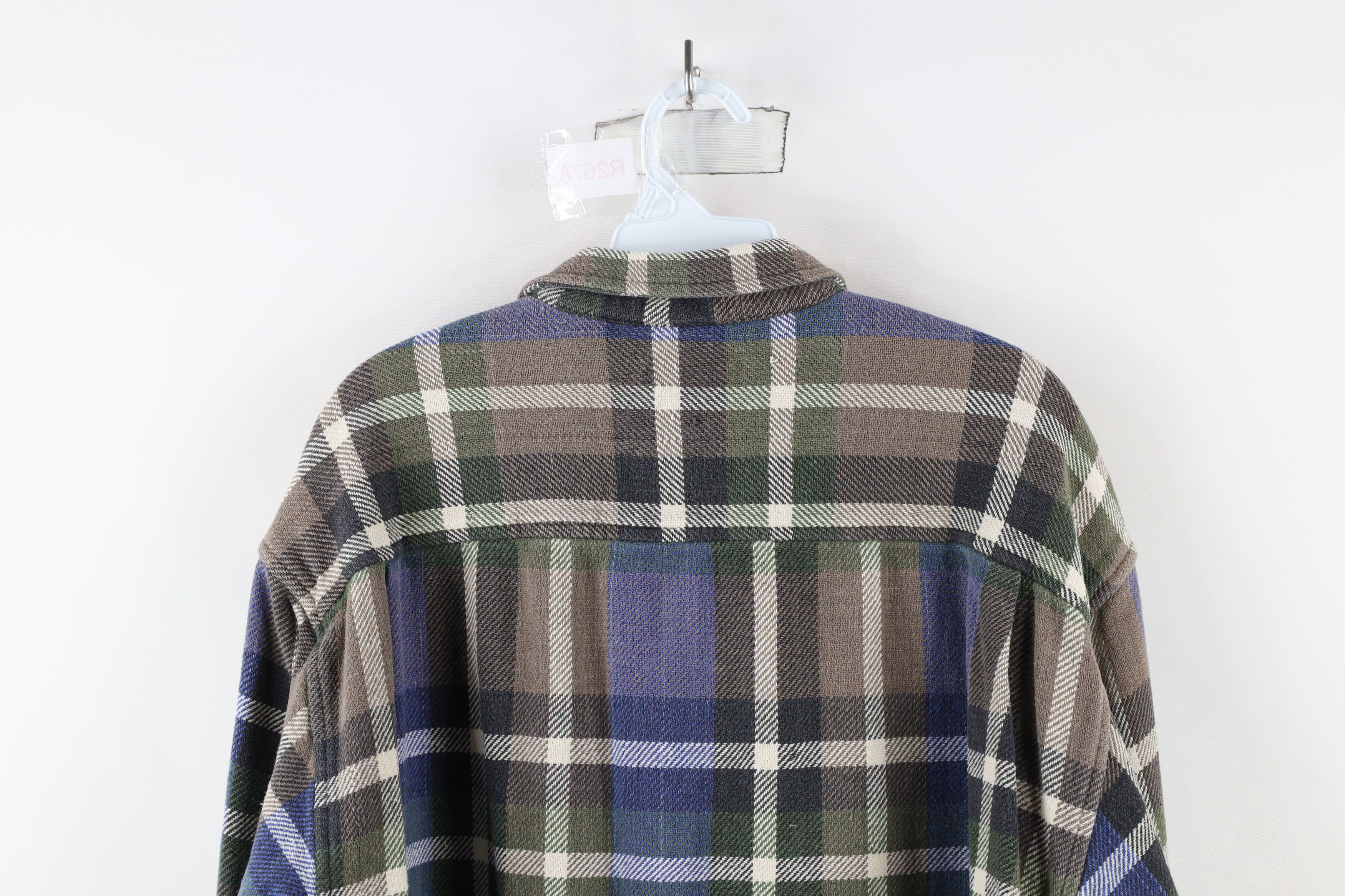 Vintage Vintage 90s Streetwear Heavyweight Collared Button Shirt Size US XL / EU 56 / 4 - 11 Thumbnail