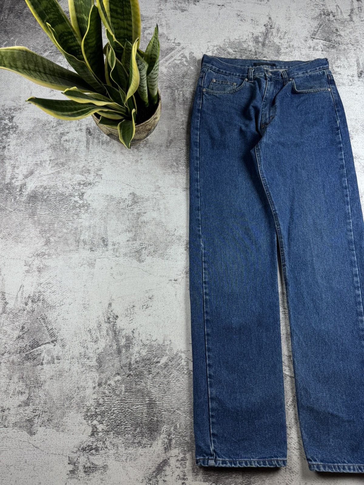 Valentino Valentino Italian Blue Men’s 33/33 Straight Classic Vintage Jeans Pants Trousers Size US 33 - 9 Thumbnail