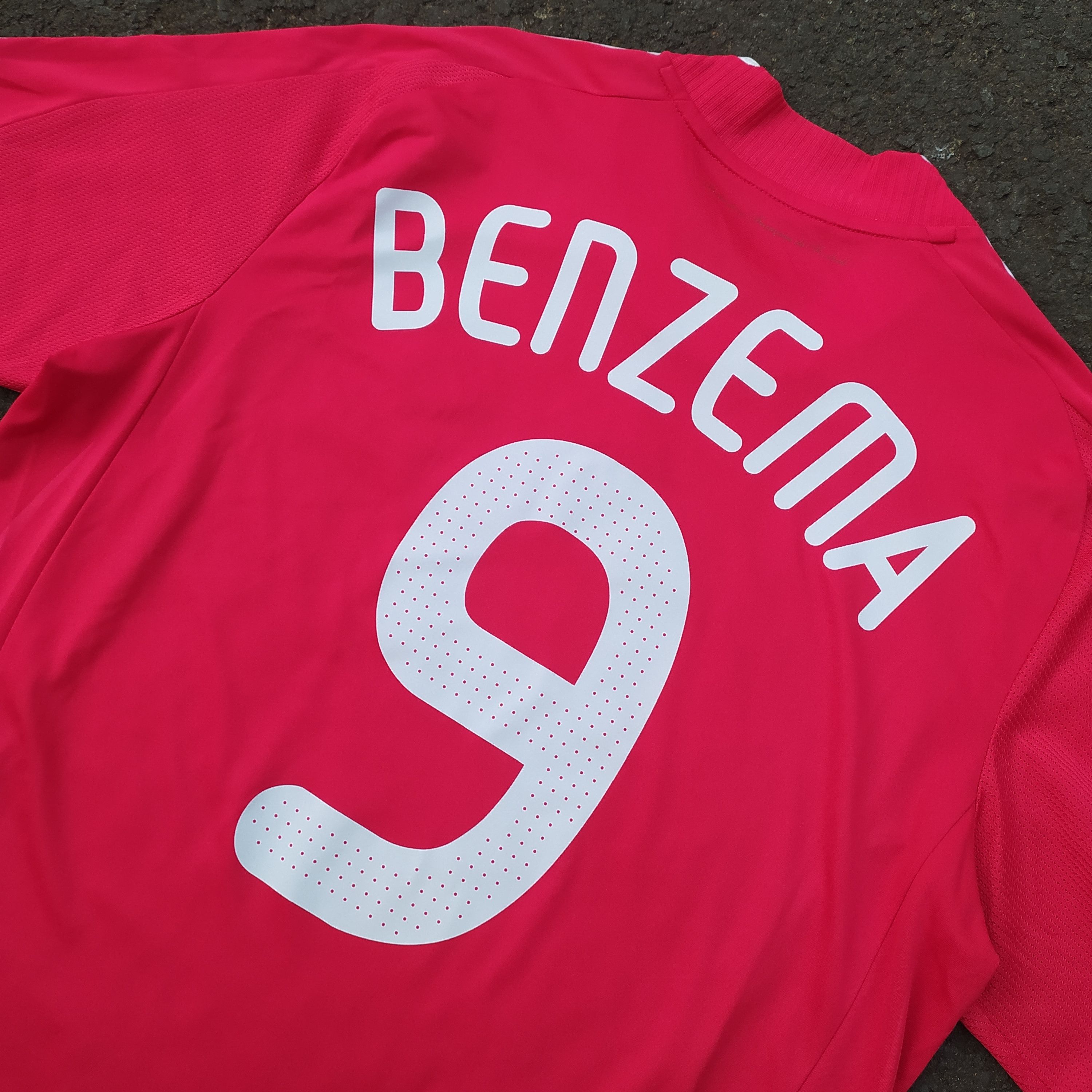 Adidas Adidas x Benzema #9 France 2008/11 Away Jersey Size US M / EU 48-50 / 2 - 8 Thumbnail