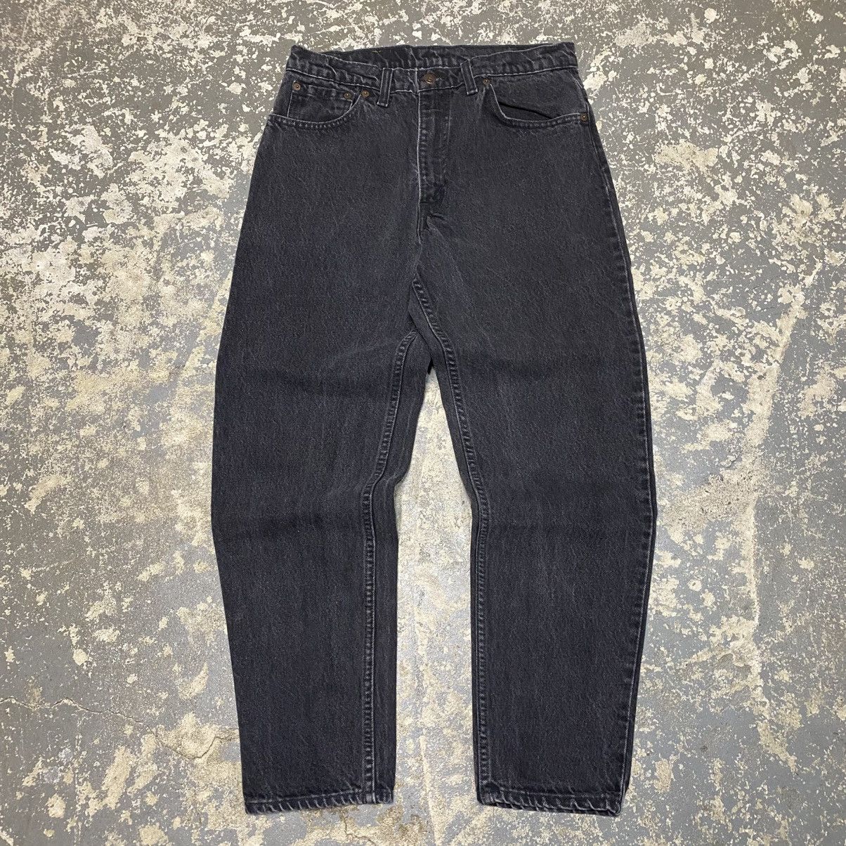 Levi's × Vintage Vintage Levi’s 550 Relaxed Fit Black Denim Jeans 90s Size US 31 - 5 Thumbnail