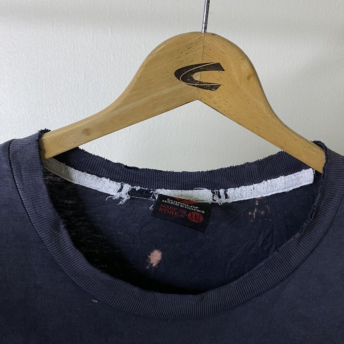 Vintage Y2K School Of Hard Knocks SOHK Hip Hop Jnco Style Faded Tee Size US XL / EU 56 / 4 - 5 Thumbnail