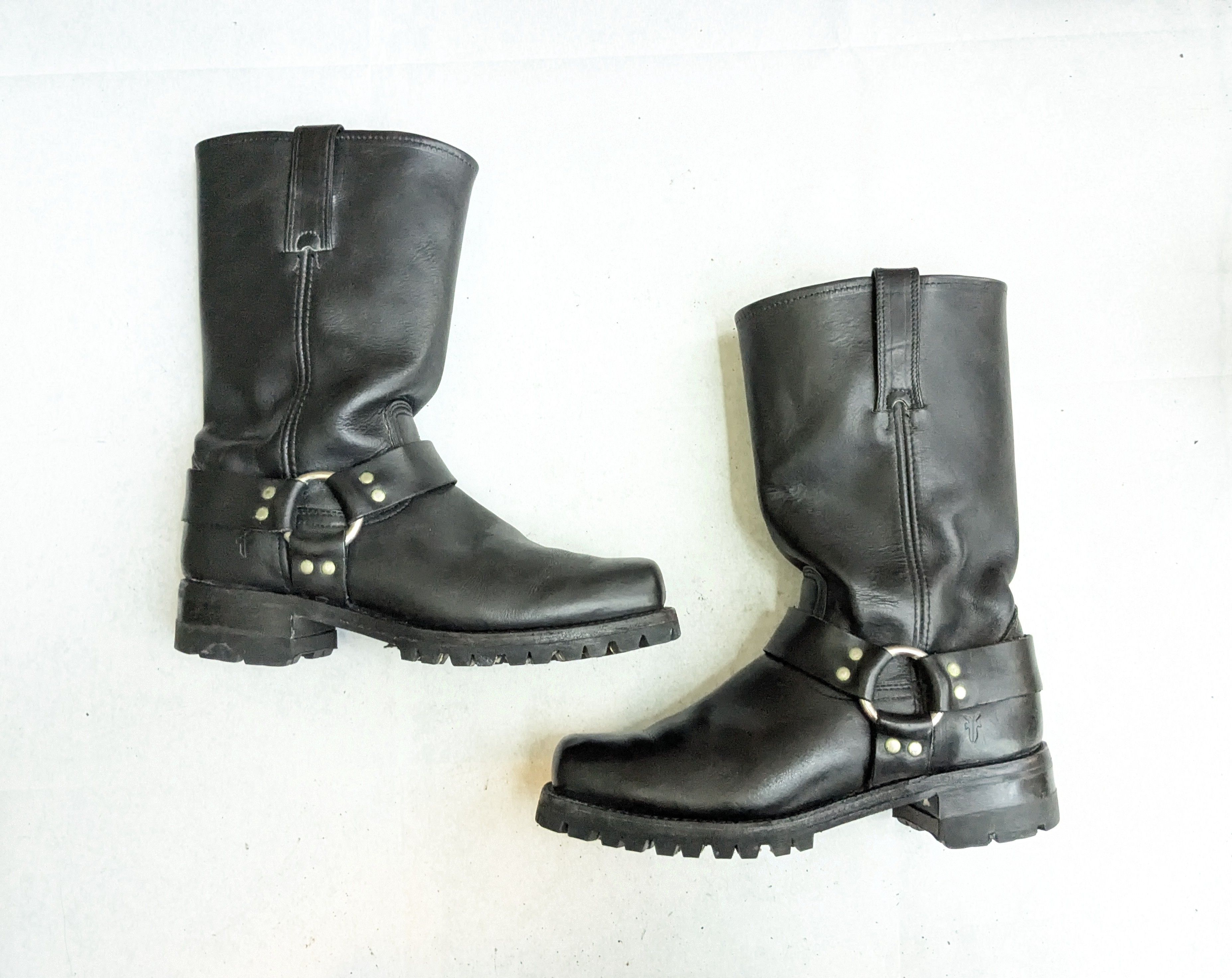 Frye Frye Harness Boots Black Leather 10.5 M Vibram Size US 10.5 / EU 43-44 - 1 Thumbnail