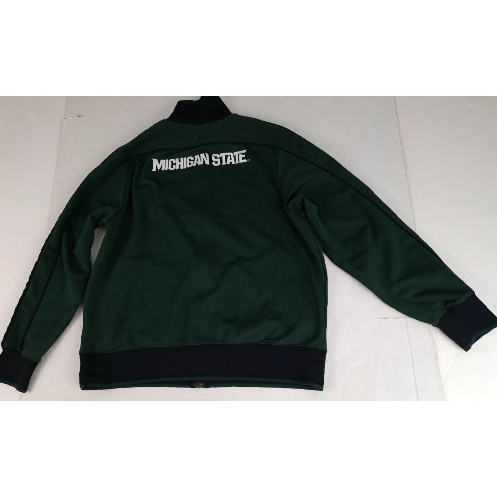 Nike VINTAGE Nike Zipper Embroidered Track Jacket XL Green Nike Zipper Embroidered Track Jacket XL Green Unisex Adults Mens Womens Size US XL / EU 56 / 4 - 4 Thumbnail