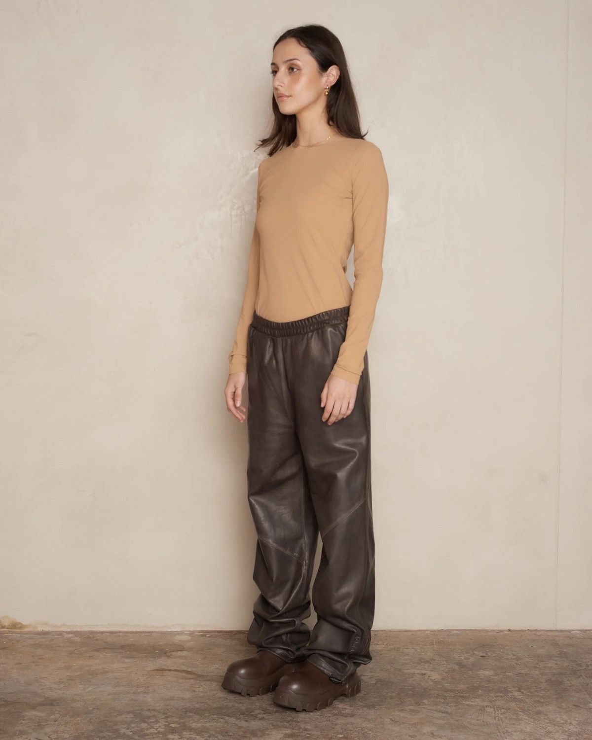 Acne Studios Acne Studios Brown Casual Leather Trousers Size 26" / US 2 / IT 38 - 5 Thumbnail