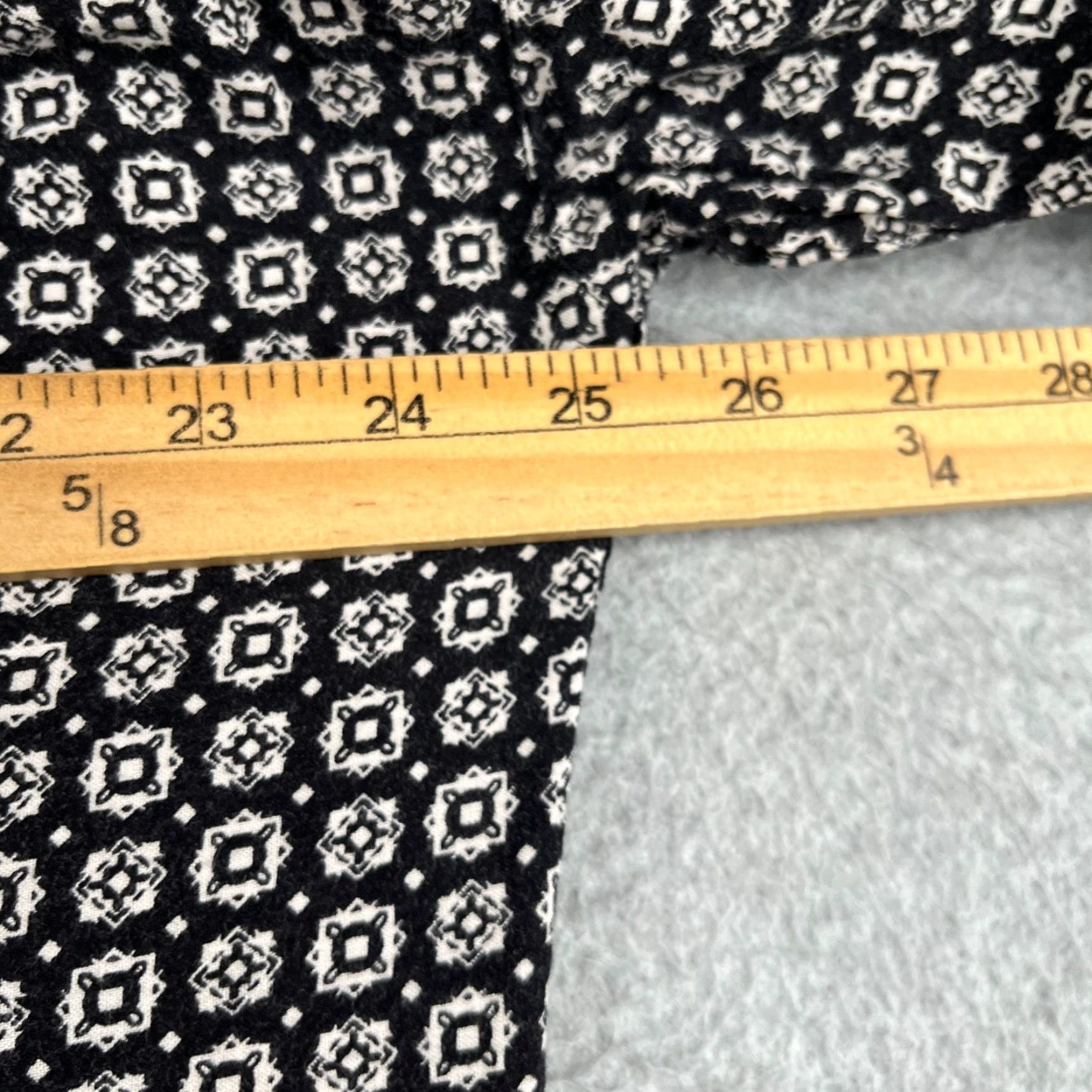 Express Express Campagnie Internationals Shirt XL Black Geometric Long Sleeve Button Up Size US XL / EU 56 / 4 - 7 Thumbnail