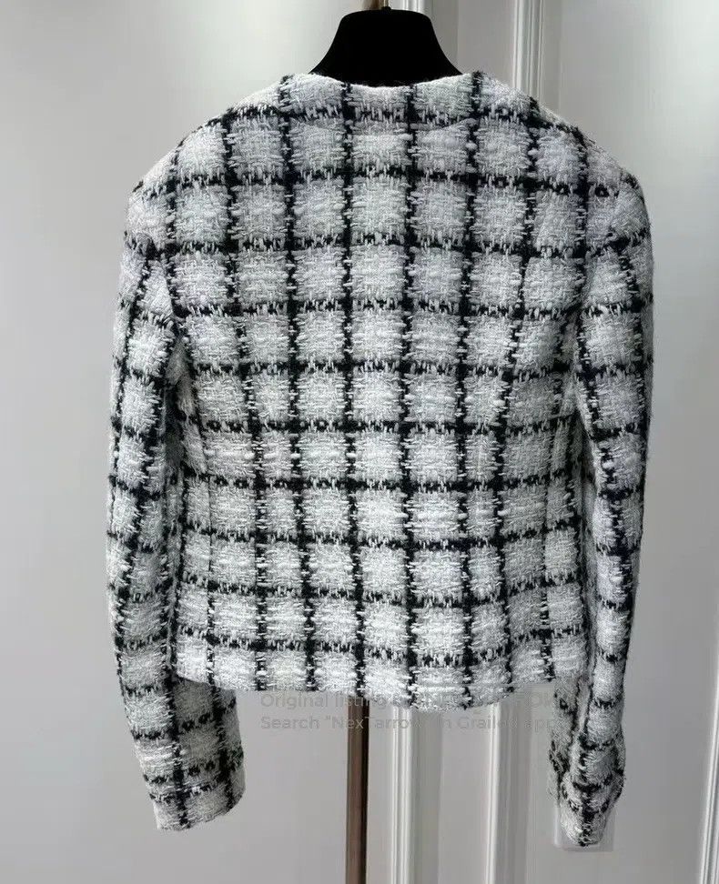 Chanel Chanel Snow Series White Plied Jacket Size XS / US 0-2 / IT 36-38 - 3 Thumbnail