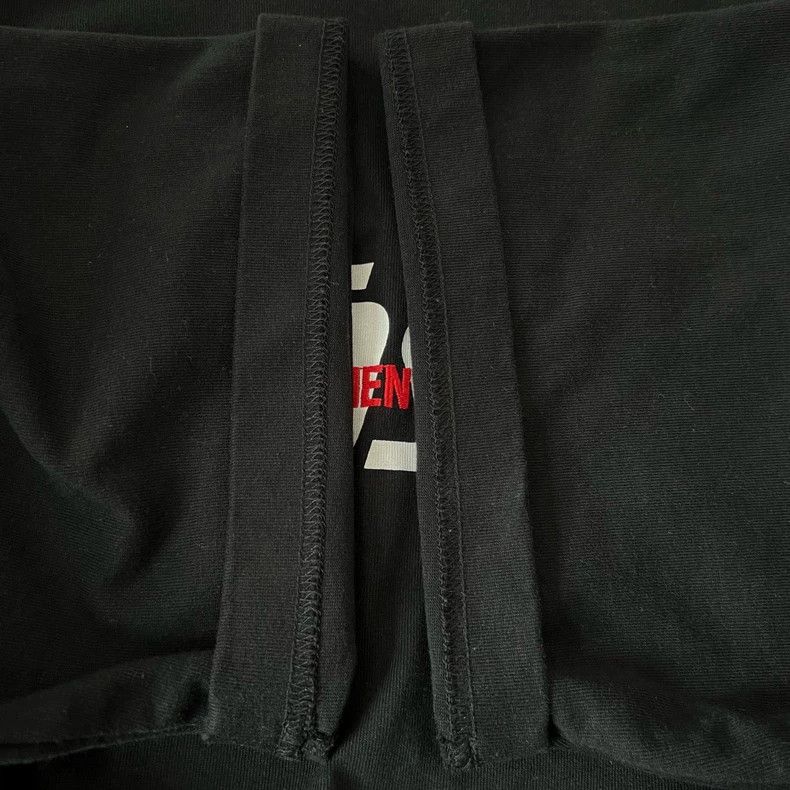 Vetements Vetements Short Sleeve T-Shirt - Size S - No Accessories Size US S / EU 44-46 / 1 - 5 Thumbnail