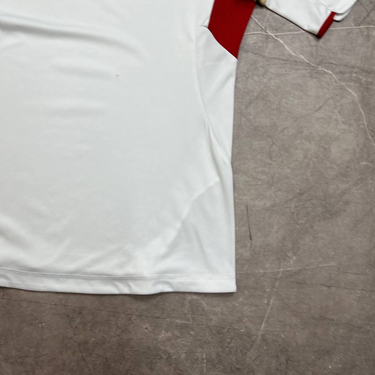 Adidas Vintage Adidas 2011/2012 Bayern Munich Football T-Shirt Size US L / EU 52-54 / 3 - 8 Thumbnail