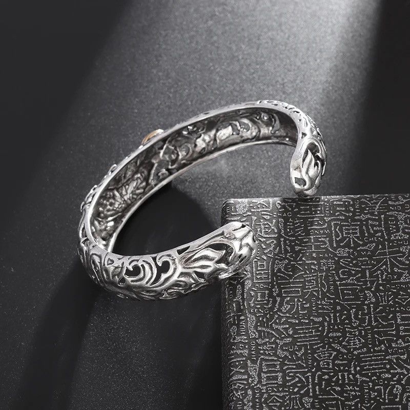 Jewelry × Vintage Koi Fish Carved Pattern Bangle Size ONE SIZE - 4 Thumbnail