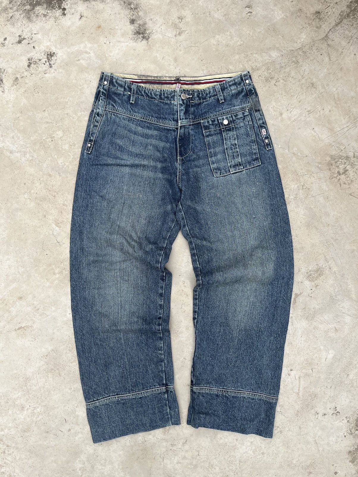 VINTAGE THICK MATERIAL JEANS