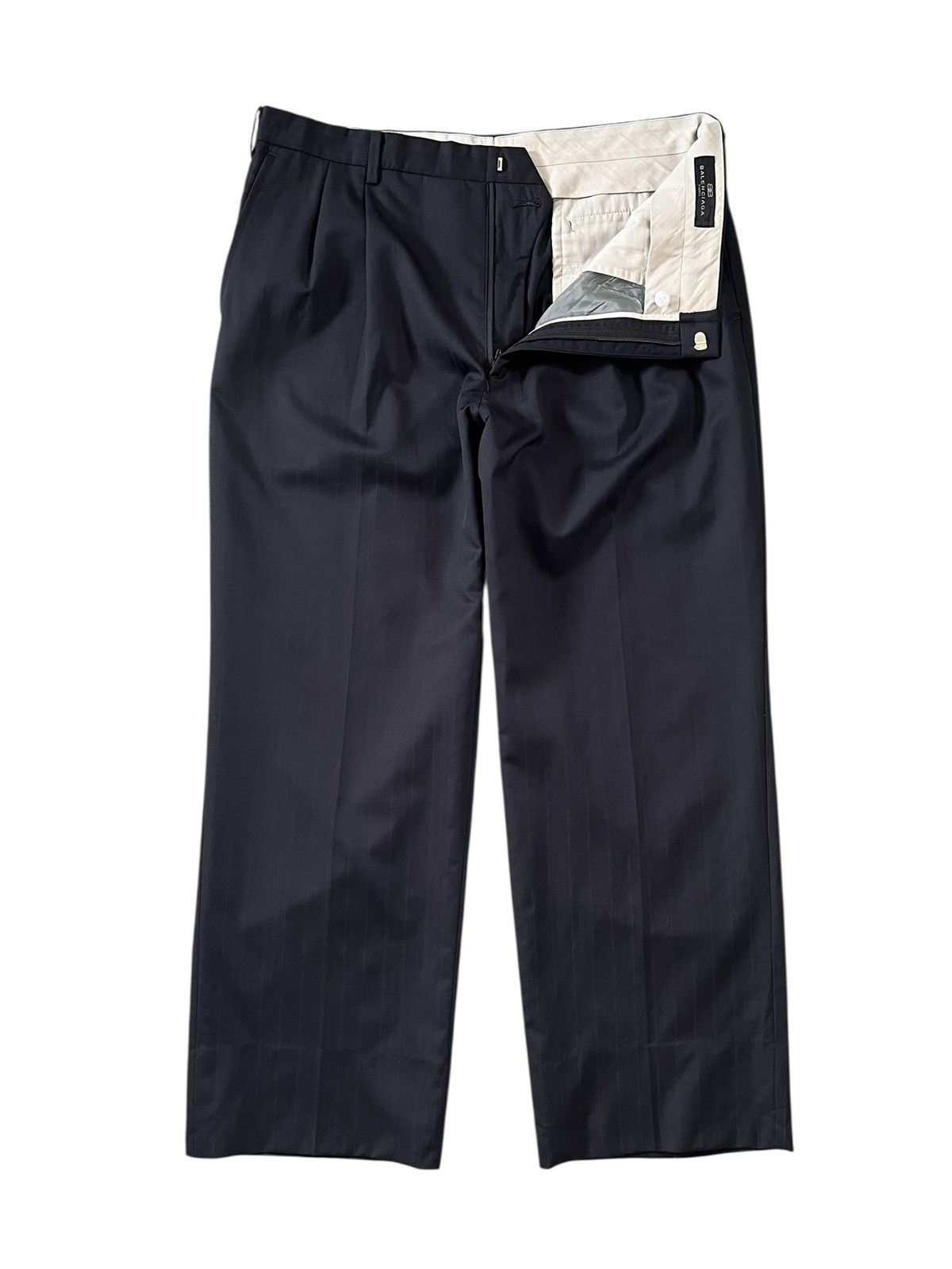 Balenciaga Vintage Balenciaga Pin Stripe Wool Casual Pants Size US 34 / EU 50 - 1 Thumbnail