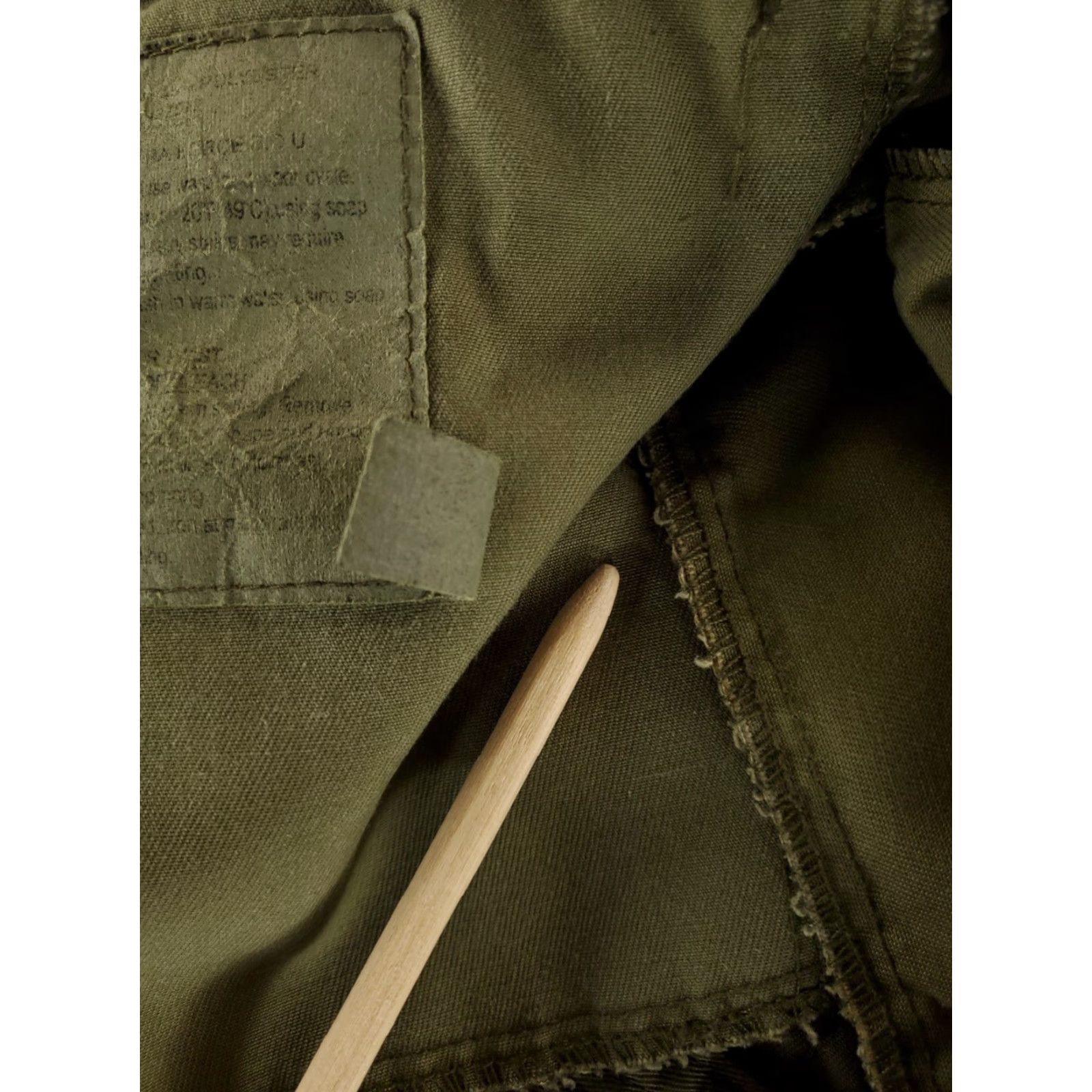 Vintage **Woodland Camo Cargo Pants Mens Regular 35 Inseam 32** User: **Woodland Camo Cargo Pants Mens Regular 35 Inseam 32** Size US 35 - 4 Thumbnail