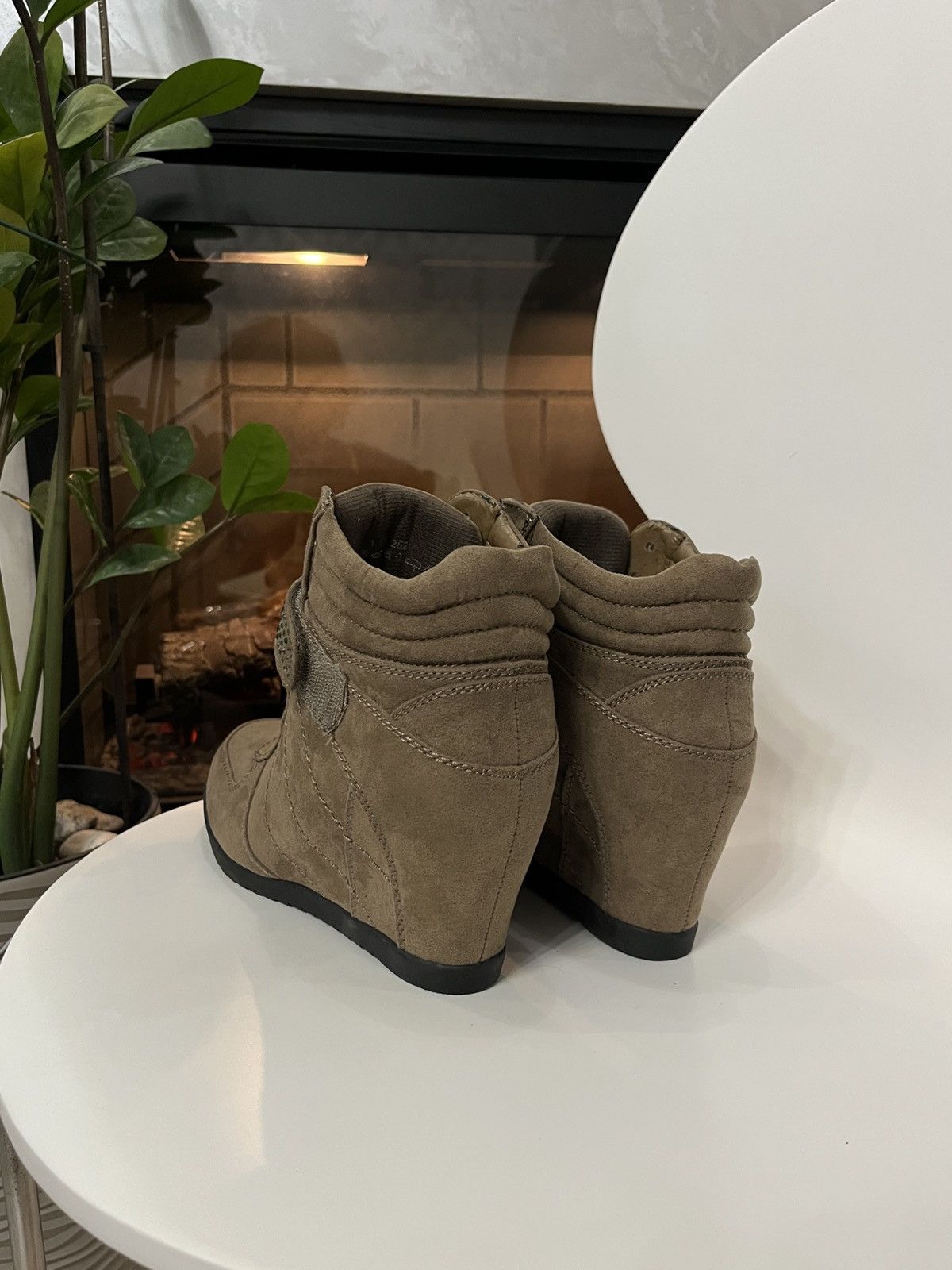 Isabel Marant 🔥00's Isabel Marant VIBE Bobby Bekett Wedge Sneakers Size US 9 / IT 39 - 6 Thumbnail