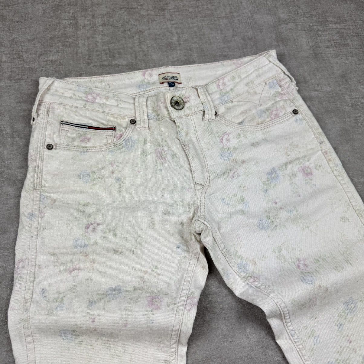 Tommy Hilfiger Tommy Hilfiger Flower Jeans Size 31" - 5 Thumbnail