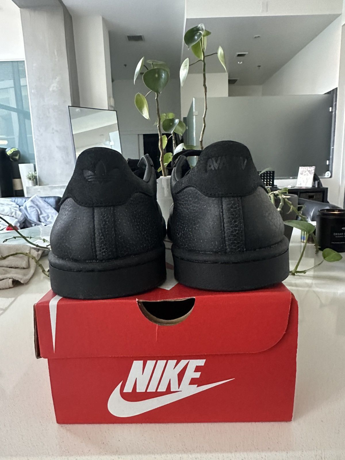Adidas AVAVAV X WMNS MODIFIED SUPERSTAR 'TRIPLE BLACK' Size US 7.5 / IT 37.5 - 4 Thumbnail