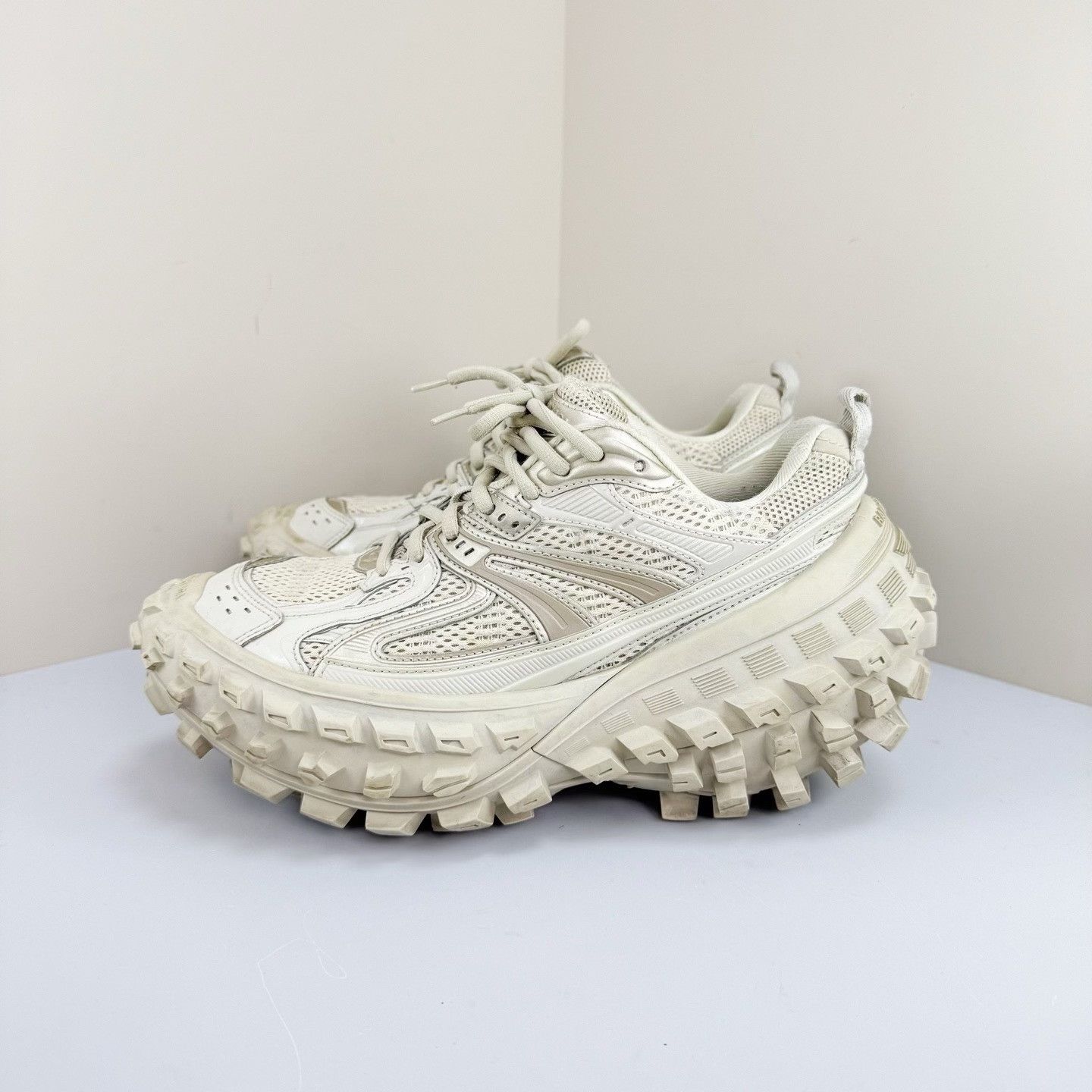 Balenciaga Balenciaga Sand Tyre Shoes Size US 7 / IT 37 - 1 Thumbnail