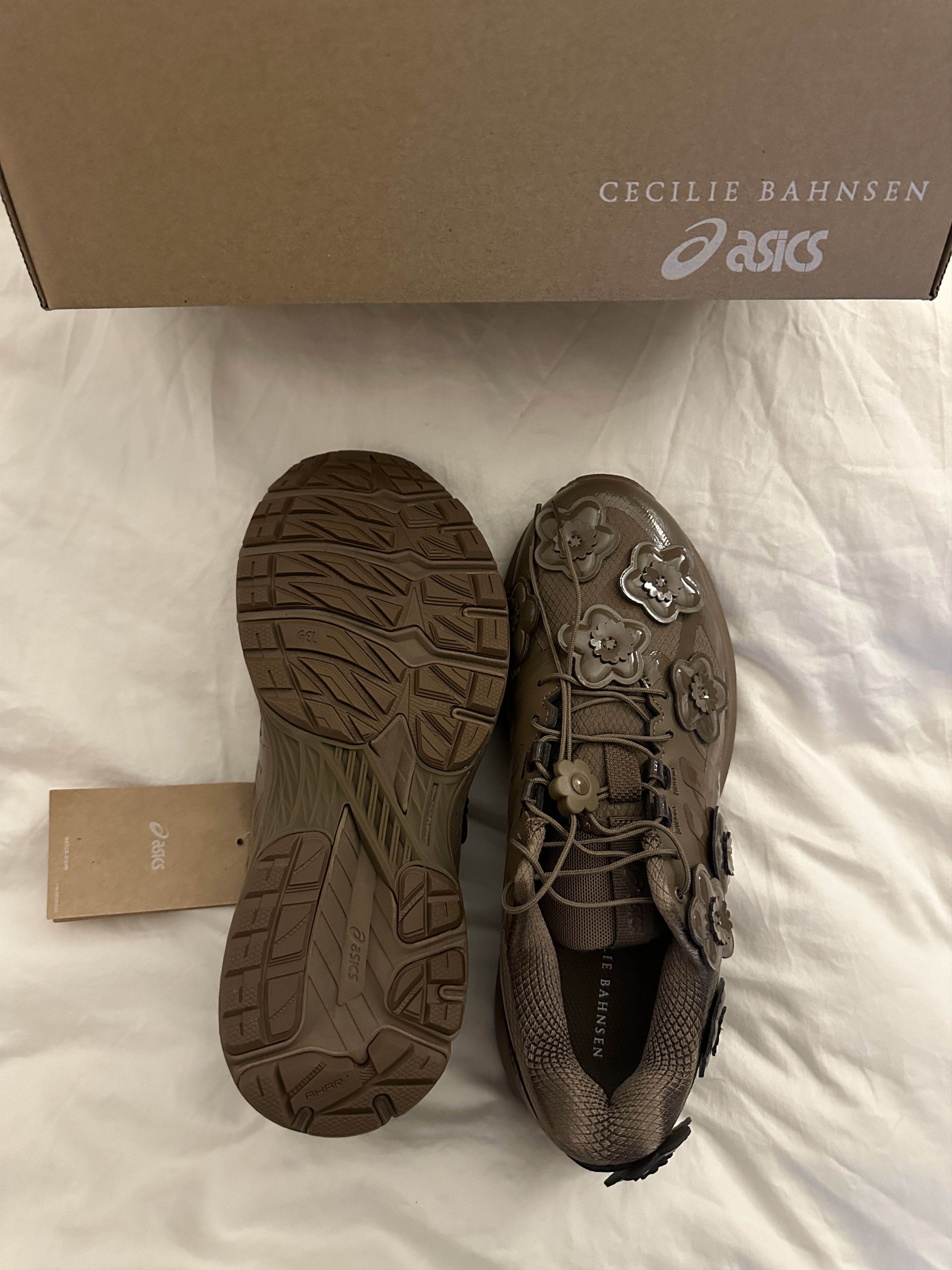Cecilie Bahnsen Cecilie Bahnsen X Asics Gel Terrain Brown Size US 8 / IT 38 - 3 Thumbnail